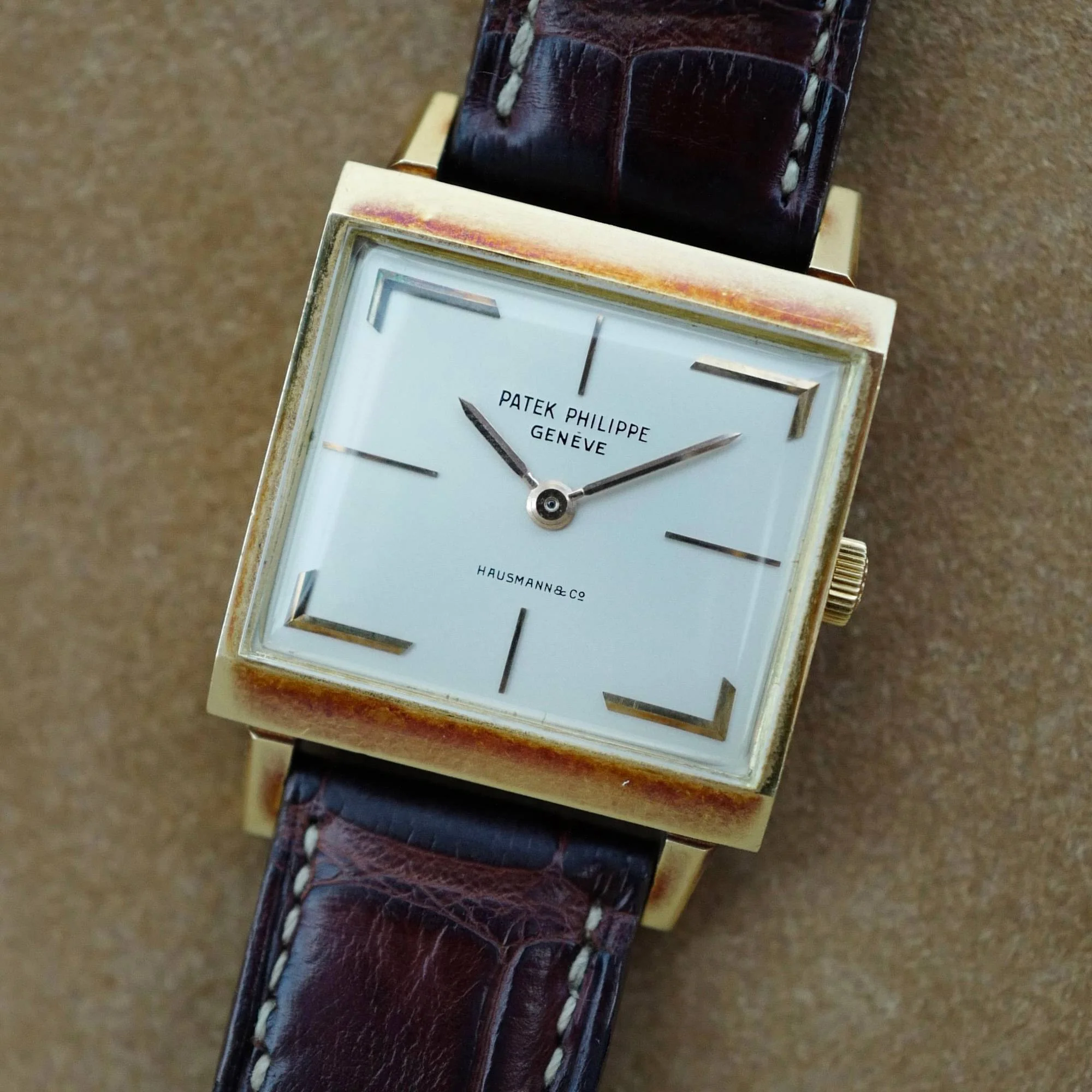 Patek Philippe Yellow Gold Square Watch Ref. 3406 Retailed by Hausmann & Co. - Image 3
