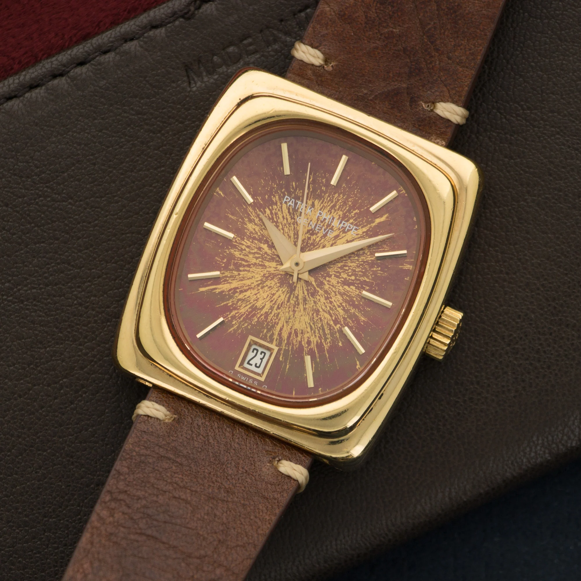 Patek Philippe Yellow Gold Starburst Beta Quartz Watch Ref. 3603 - Image 2