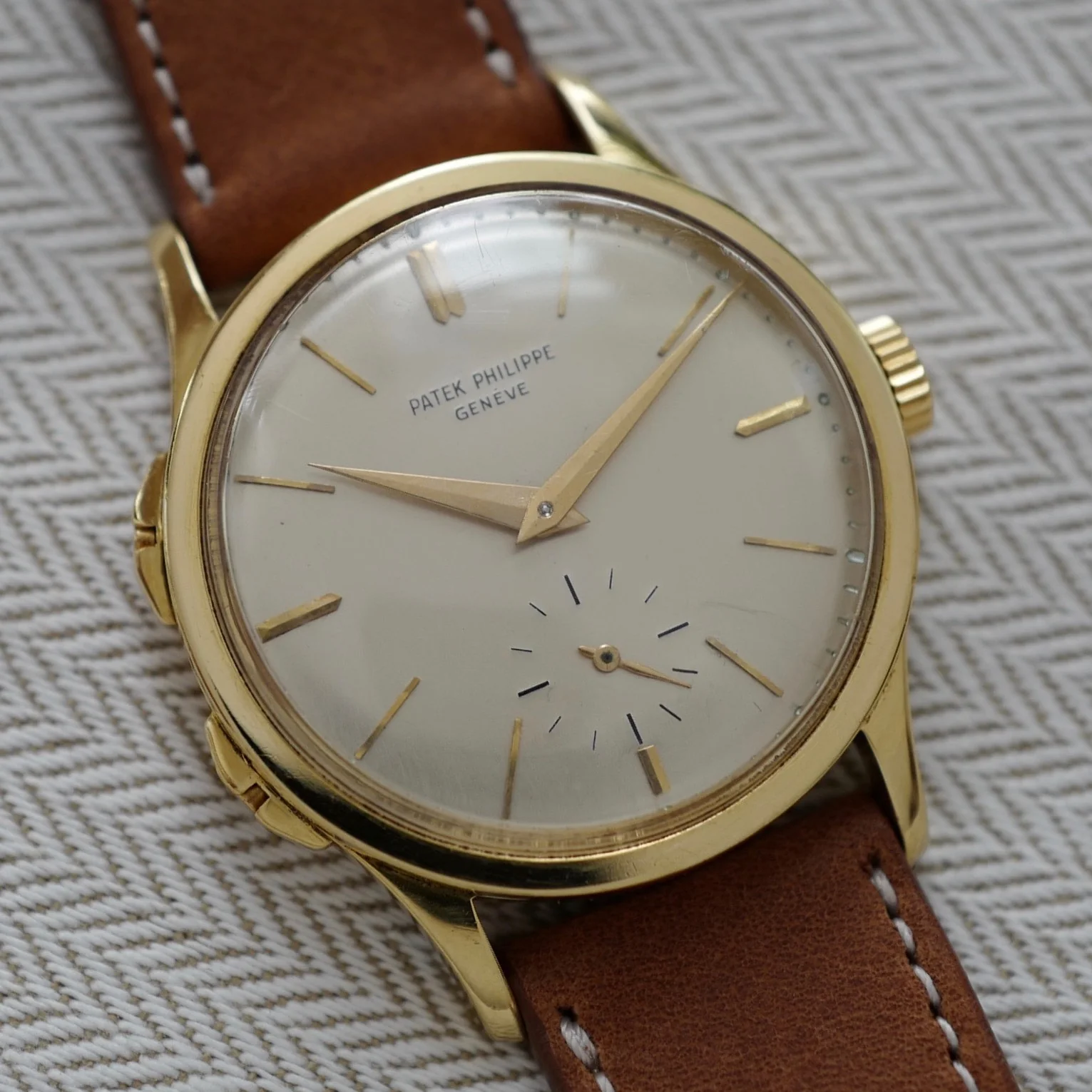 Patek Philippe Yellow Gold Travel Time Watch Ref. 2597 - Image 6