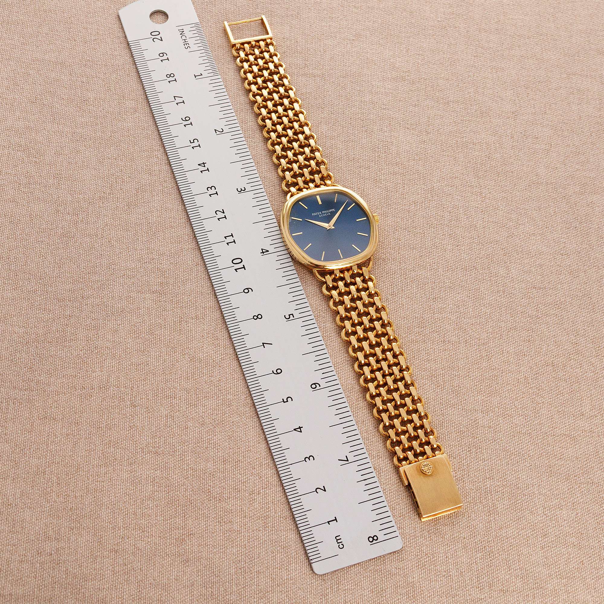 Patek Philippe Yellow Gold Vintage Automatic Watch Ref. 3861/02 with Papers - Image 9