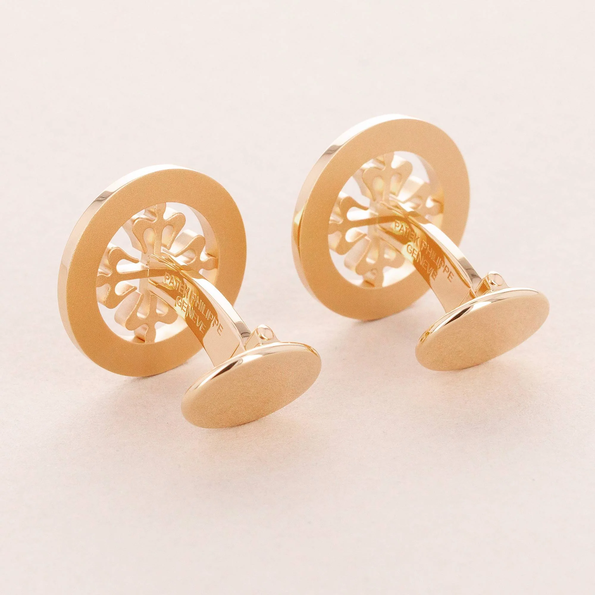 Patek Phillipe Rose Gold Calatrava Cufflinks (Objet) - Image 4