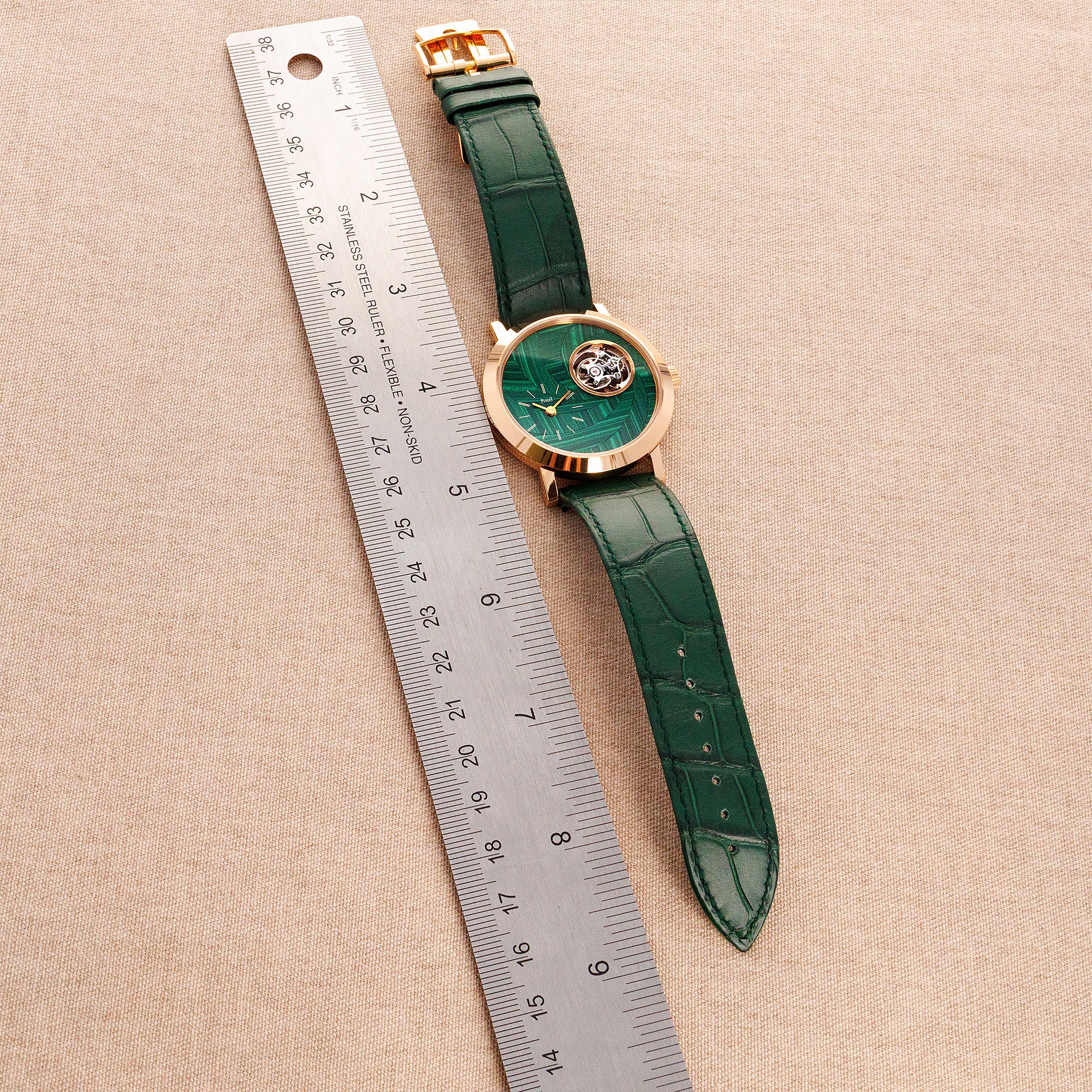 Piaget Rose Gold Altiplano Tourbillon Ref. P11485 with Malachite Marquetry Dial - Image 5