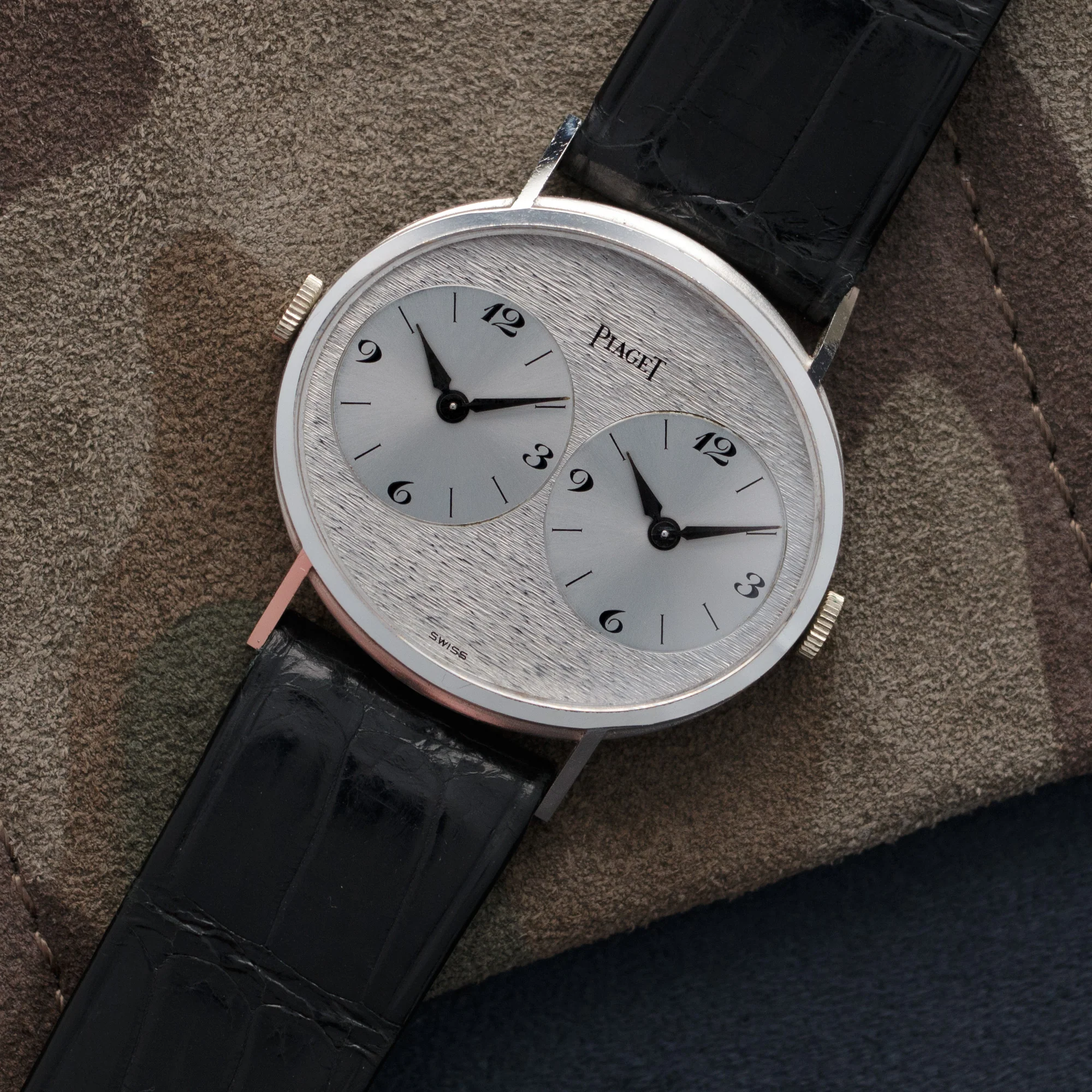 Piaget White Gold Dual Time Watch - Image 2