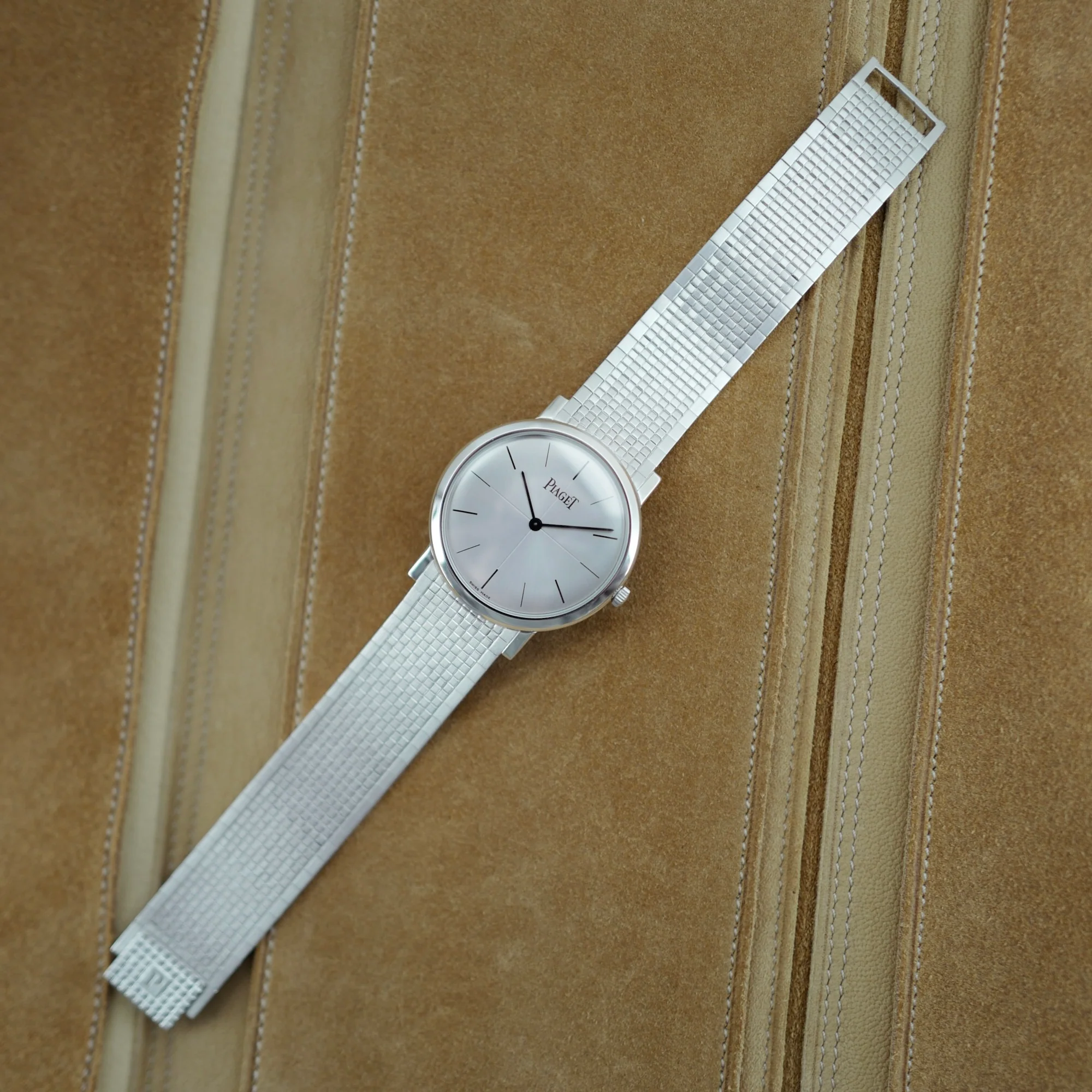 Piaget White Gold Mechanical Bracelet Watch Ref. P10178 - Image 3