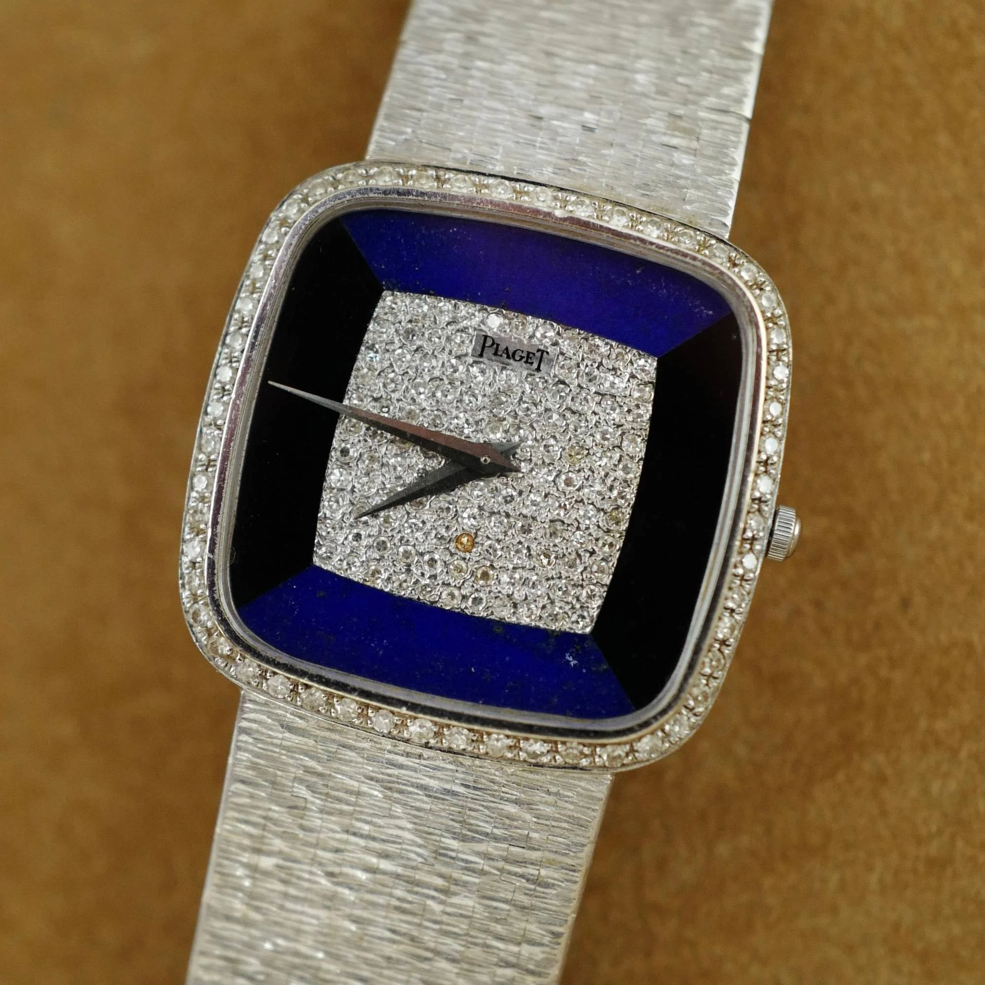 Piaget White Gold Mechanical Watch Ref. 9775A6 with Lapis, Diamond and Onyx Dial - Image 2