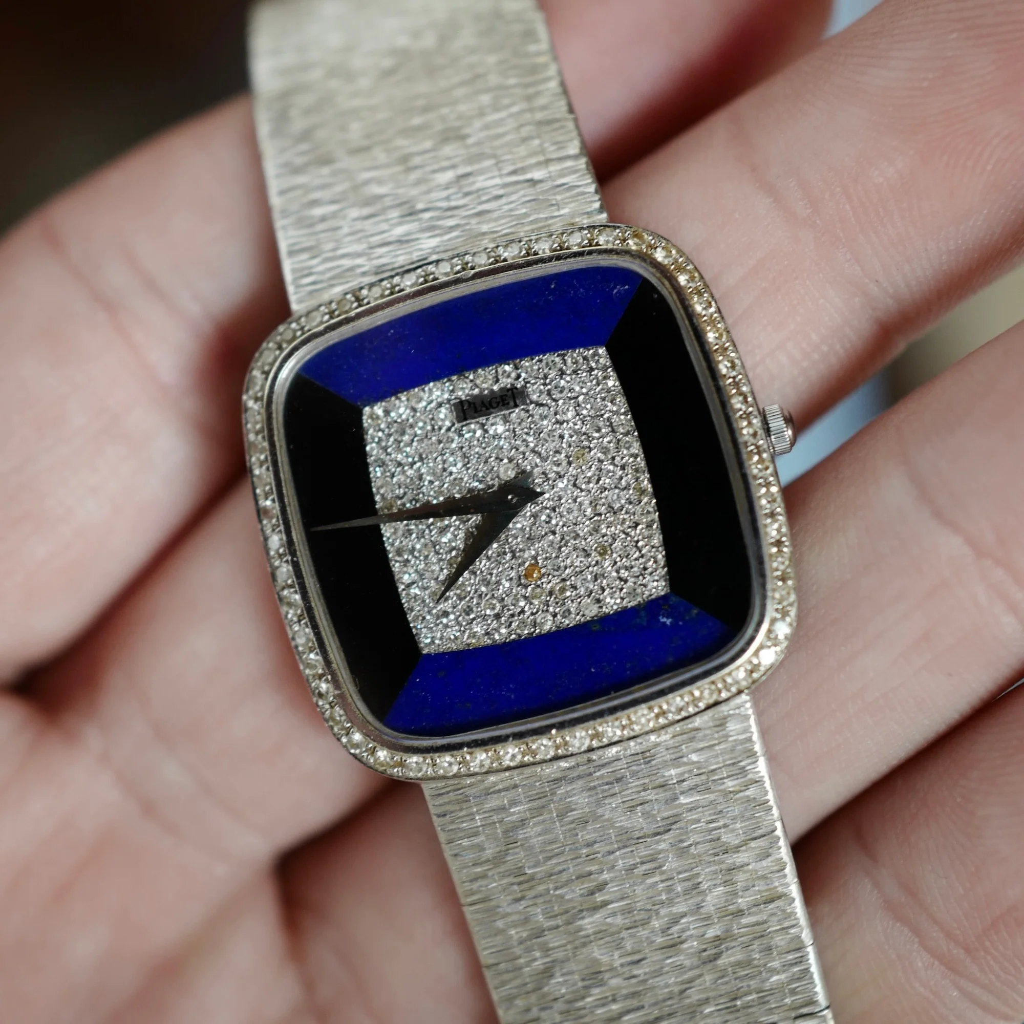 Piaget White Gold Mechanical Watch Ref. 9775A6 with Lapis, Diamond and Onyx Dial - Image 3
