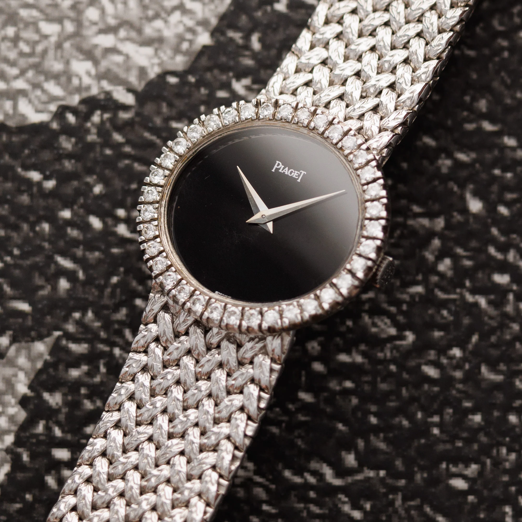 Piaget White Gold Onyx Watch Ref. 9802 - Image 2