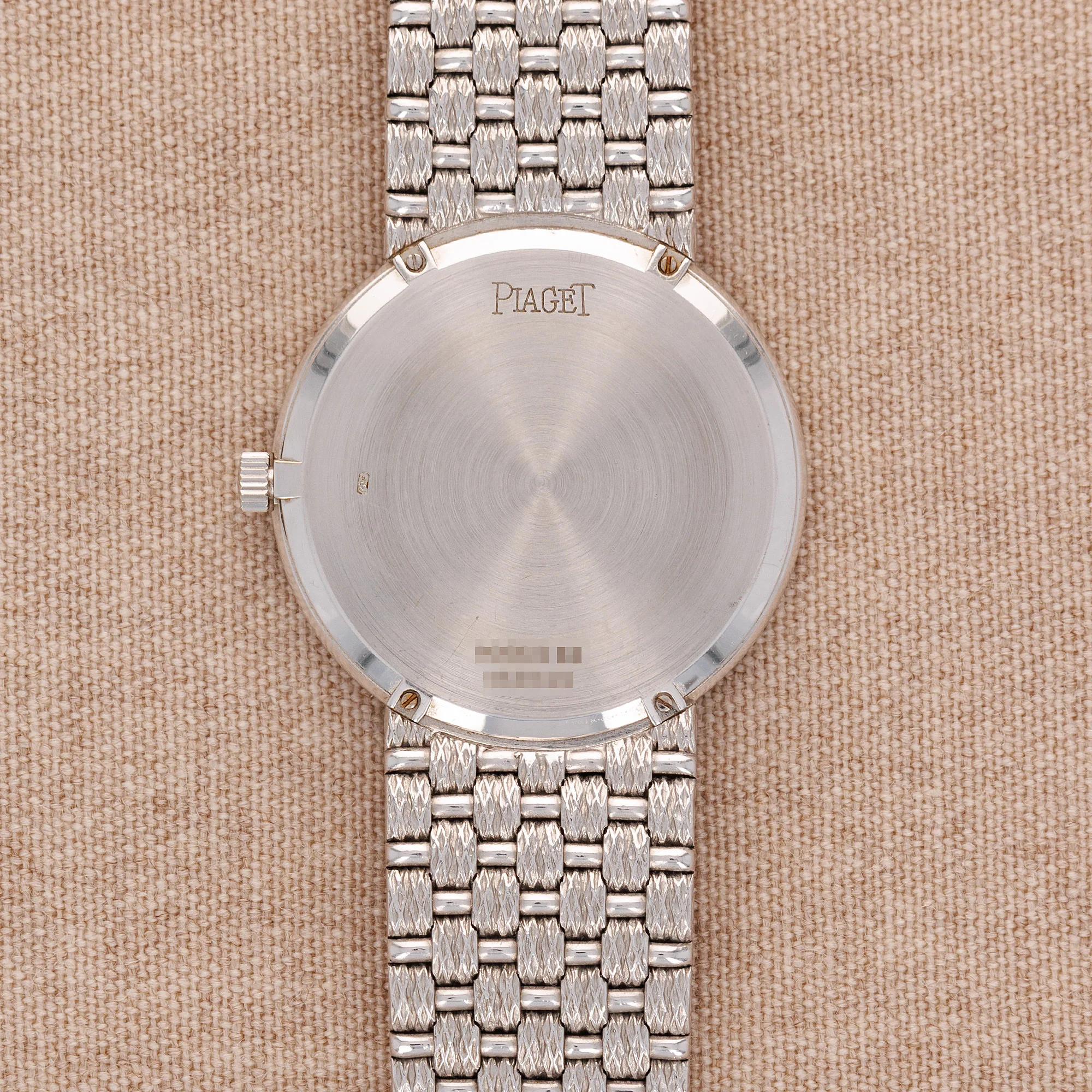 Piaget White Gold Round Watch Ref. 9066 with Opal Dial and Diamonds - Image 6