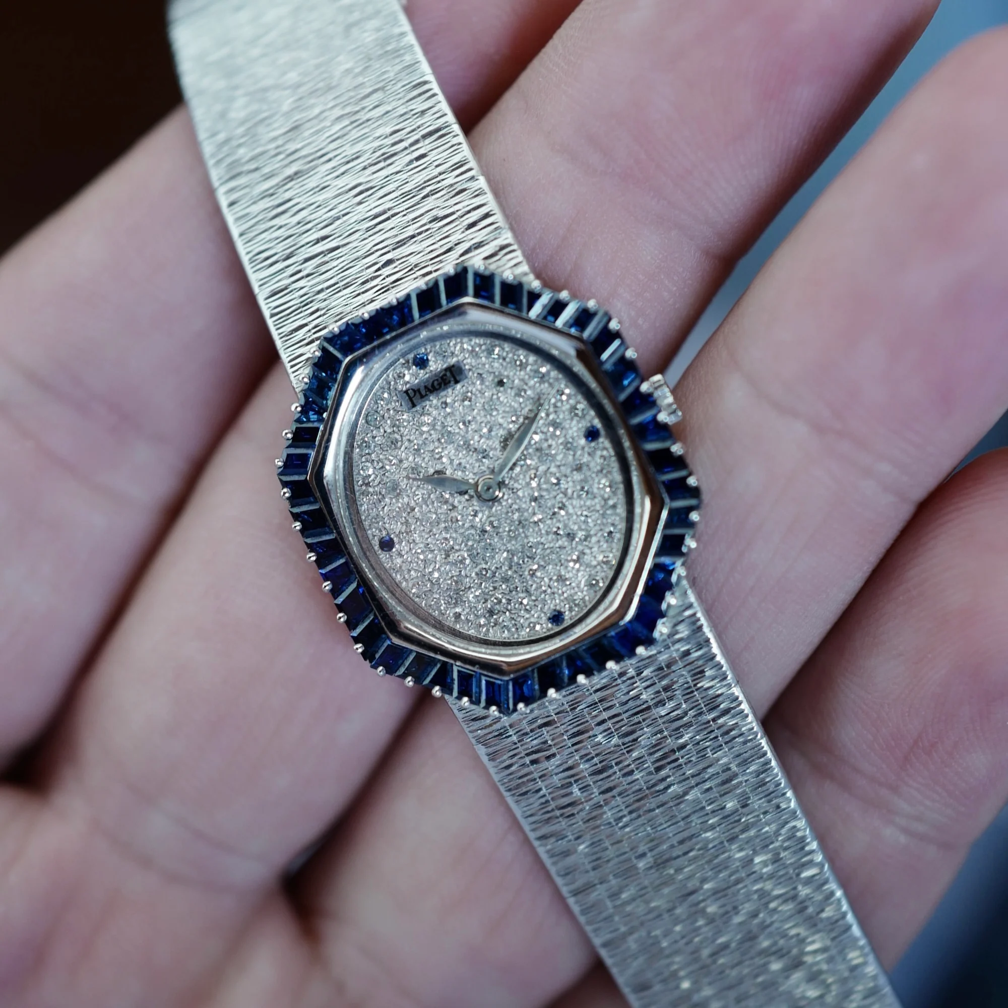 Piaget White Gold Watch Ref. 93414 with Diamonds and Sapphires - Image 5