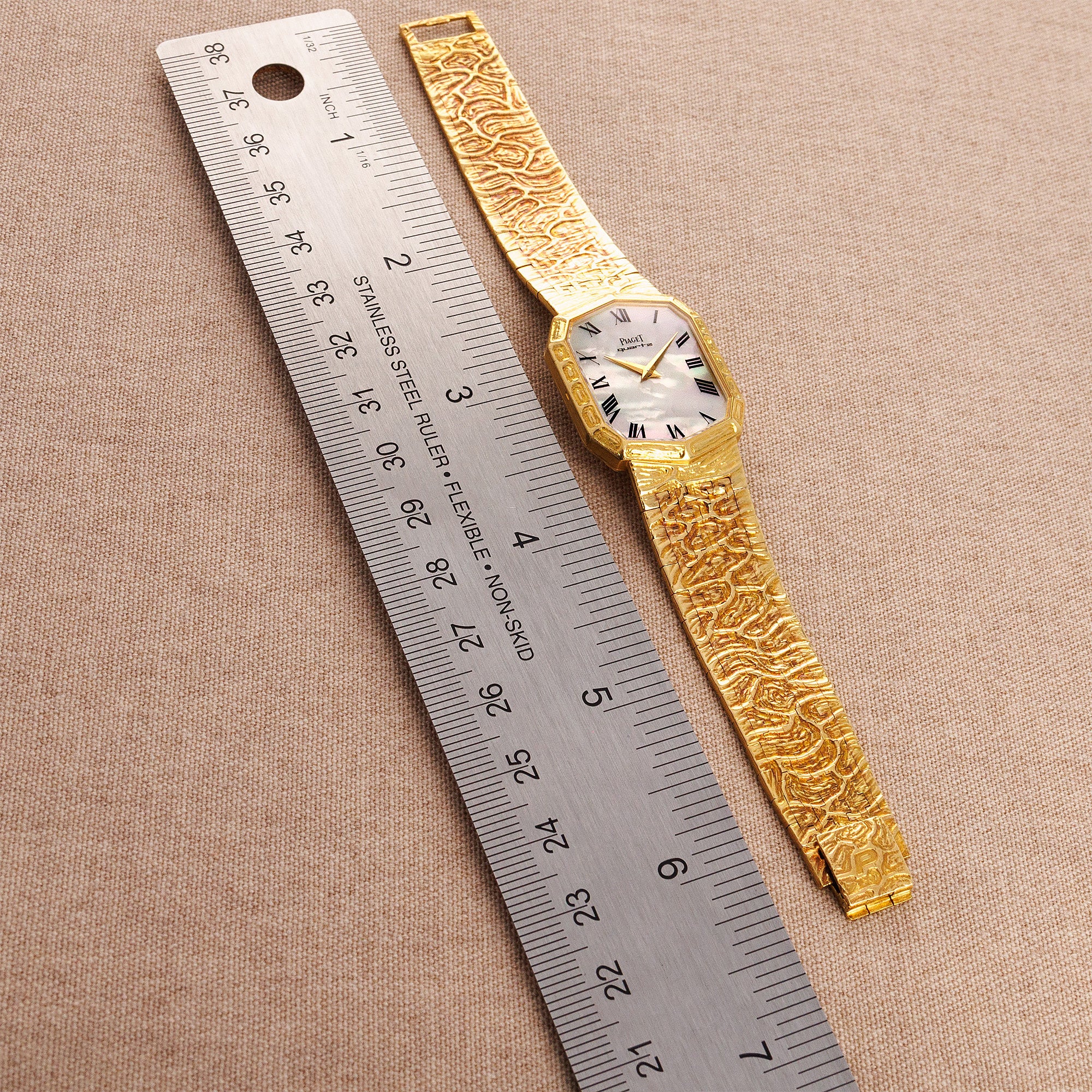 Piaget Yellow Gold Bracelet Watch Ref. 75922 - Image 4