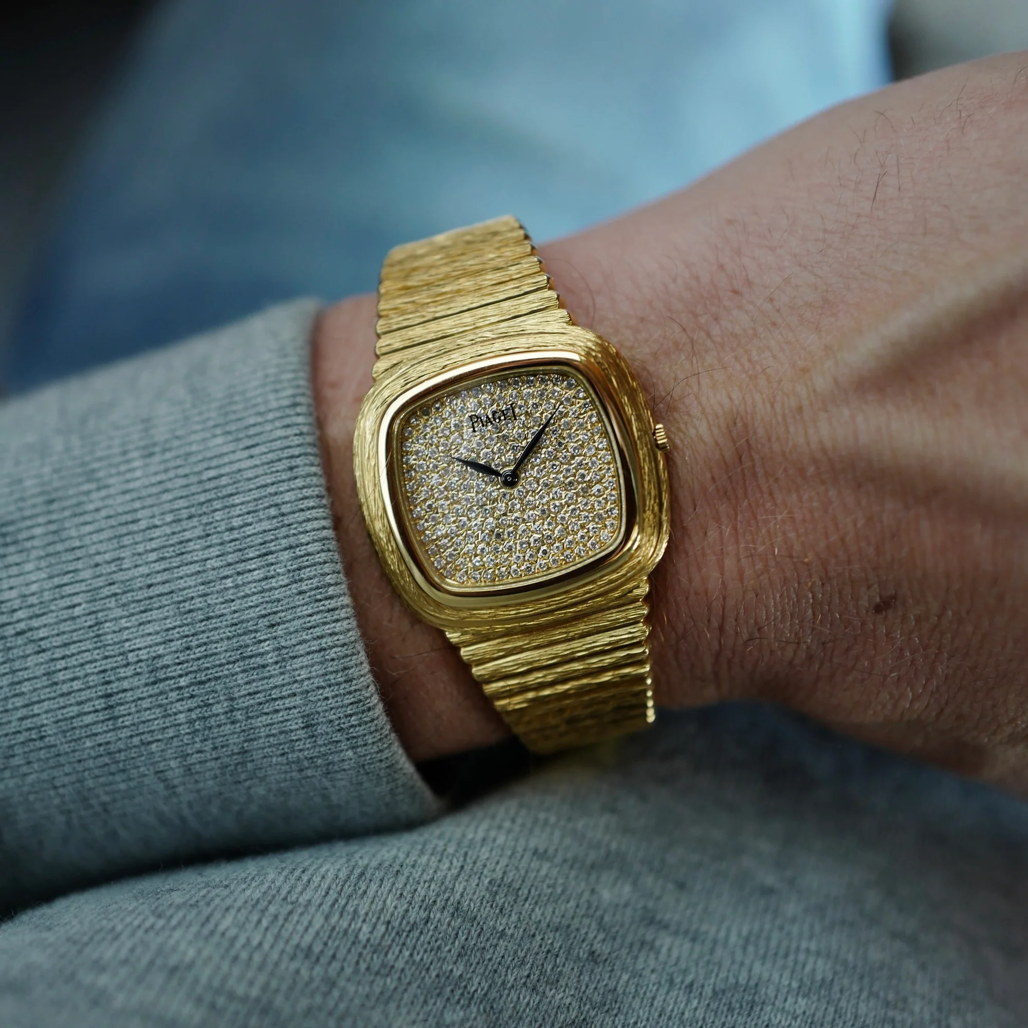 Piaget Yellow Gold Pave TV Shaped Warhol Case Ref. 95121 (New Arrival) - Image 2