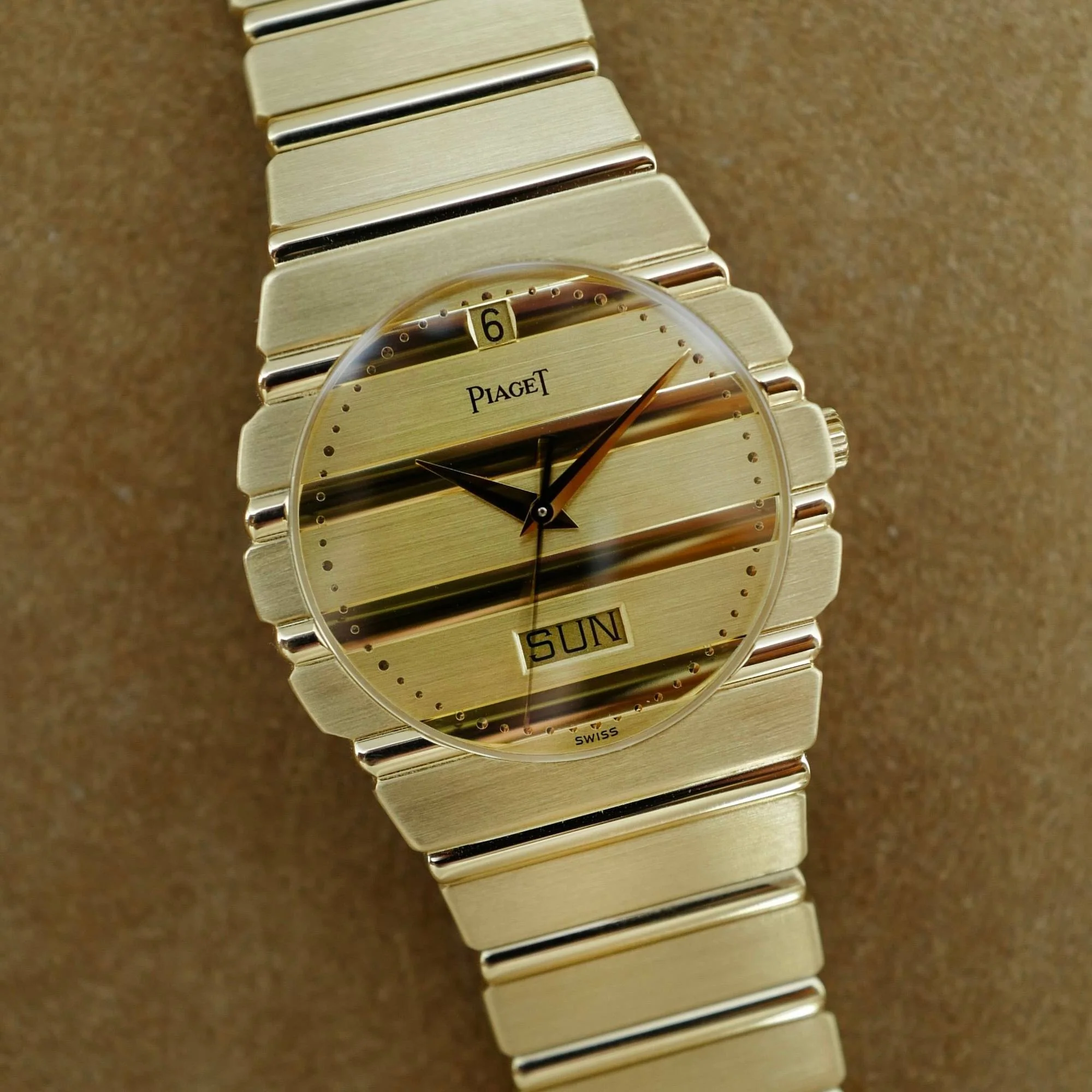 Piaget Yellow Gold Polo Day Date Ref. 15562C701 - Image 2