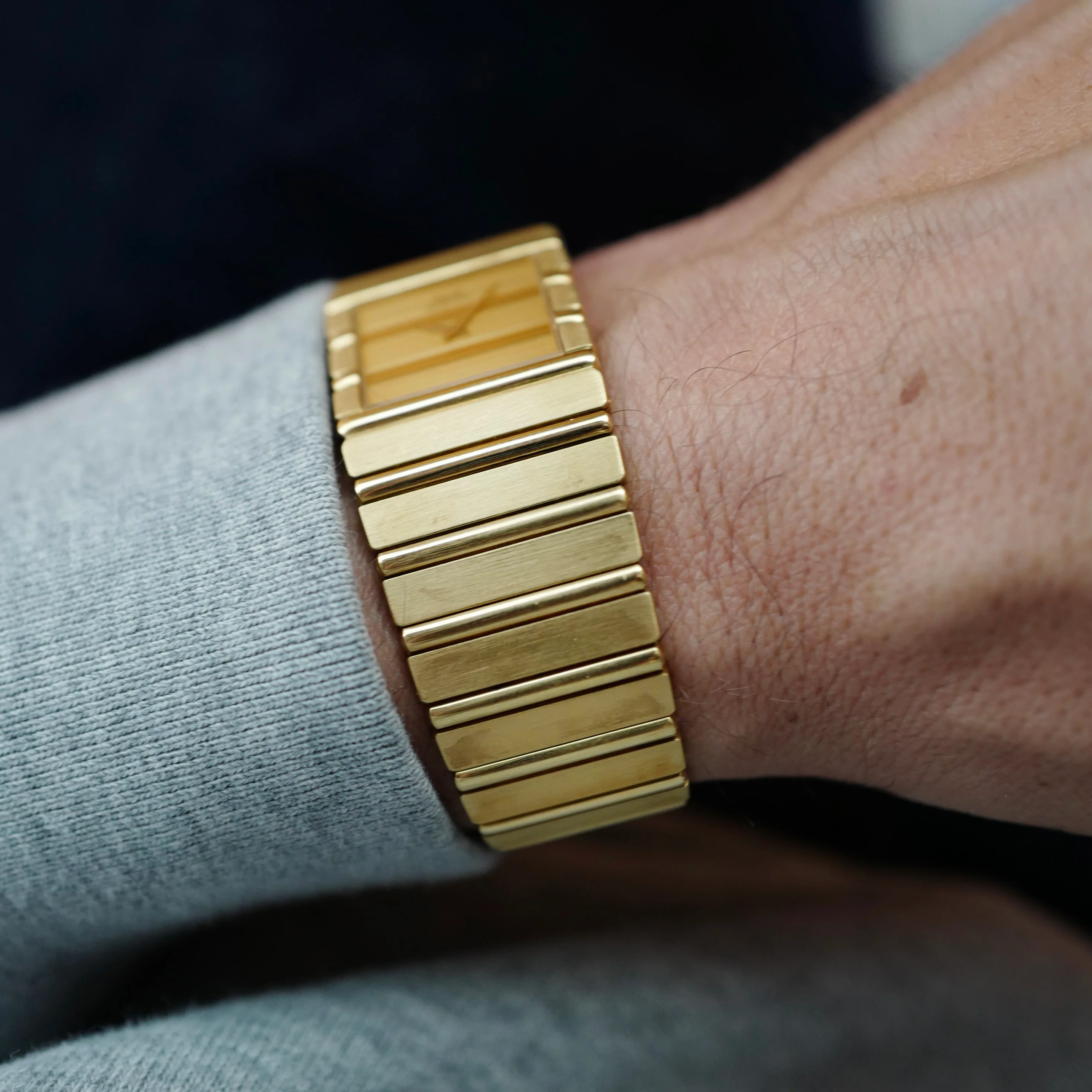 Piaget Yellow Gold Polo Ref. 7131 in Like New Condition Box and Papers - Image 4