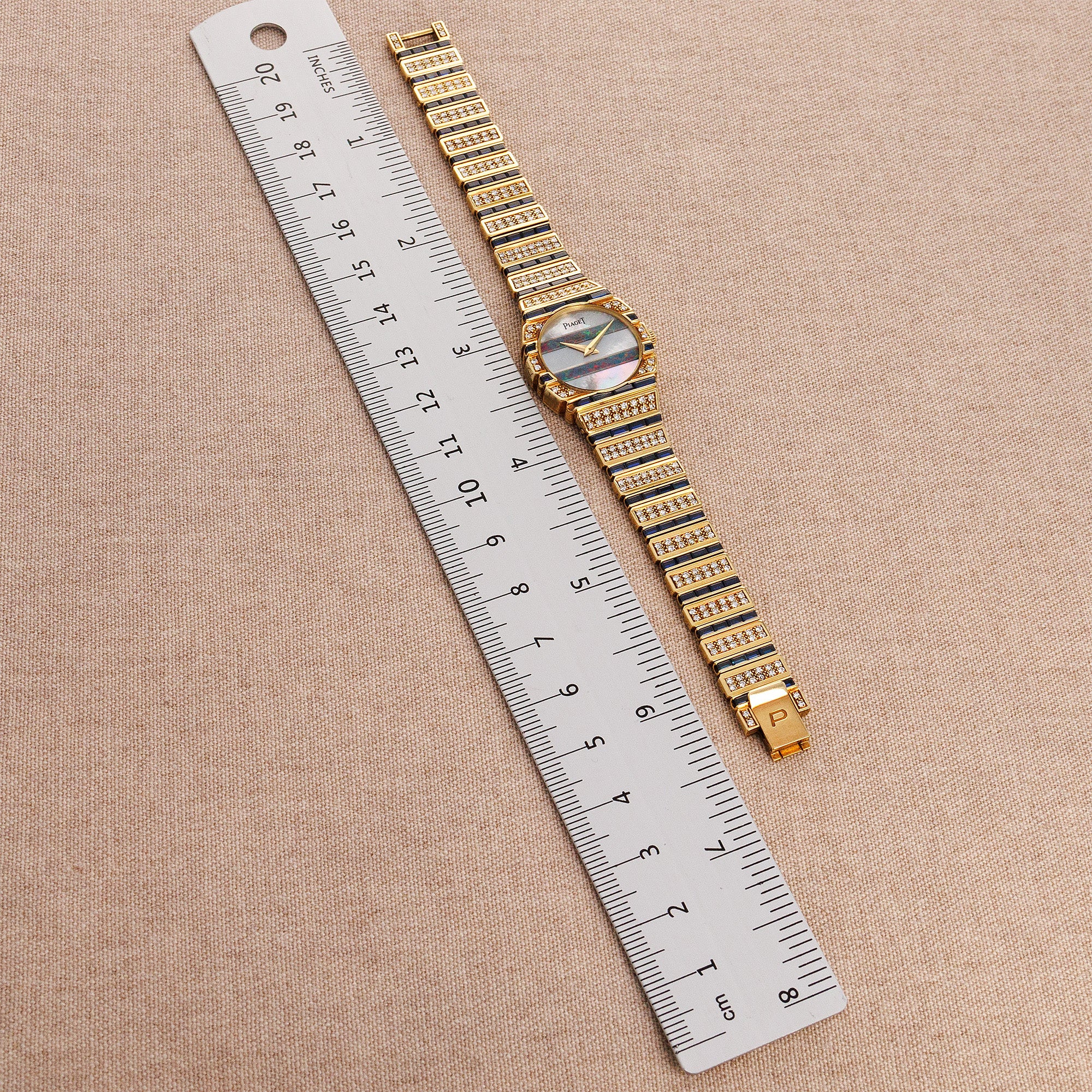 Piaget Yellow Gold Polo Ref. 861 with Mother of Pearl & Opal dial and Sapphire and Diamond Bracelet - Image 8