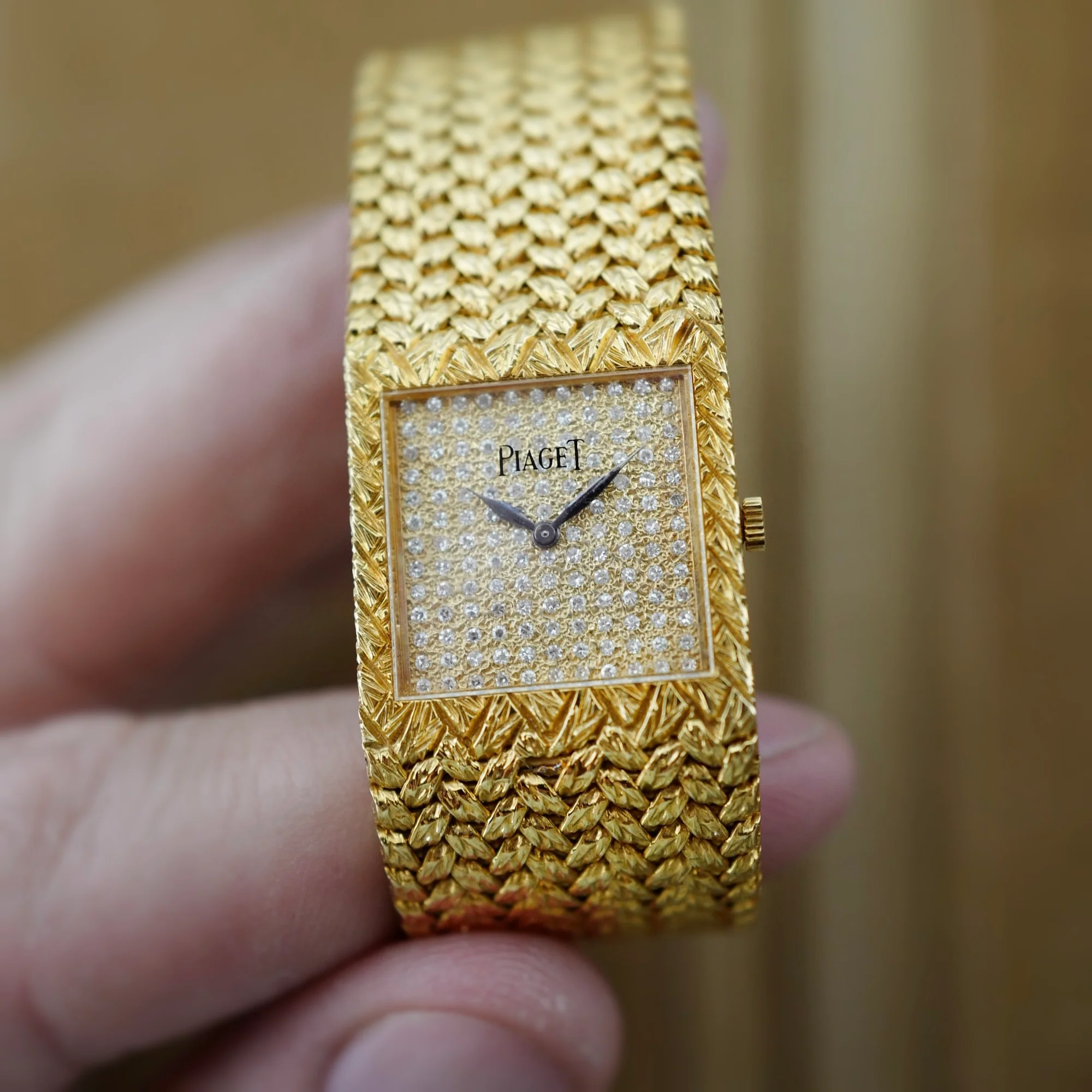 Piaget Yellow Gold Tradition Ref. 9352 with Pave Dial - Image 3