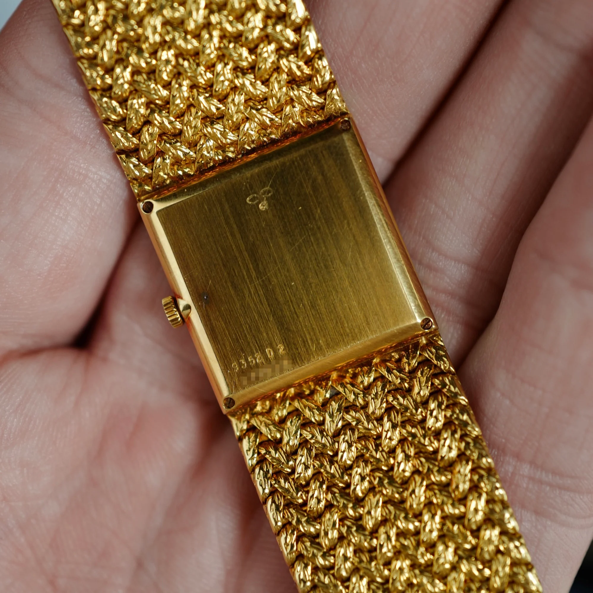 Piaget Yellow Gold Tradition with Onyx Dial Ref. 9352 - Image 6