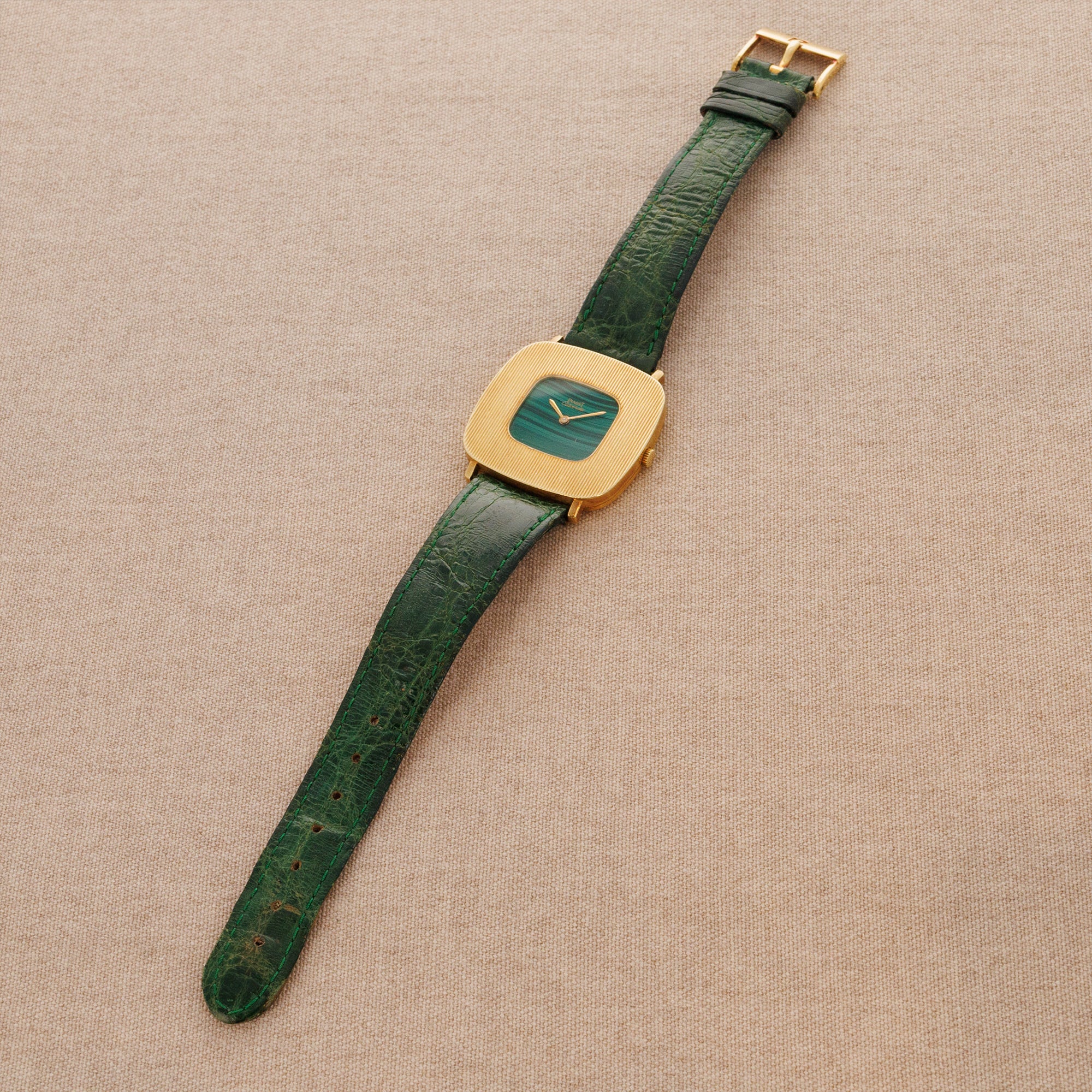 Piaget Yellow Gold TV Shaped Watch with Malachite Dial - Image 5