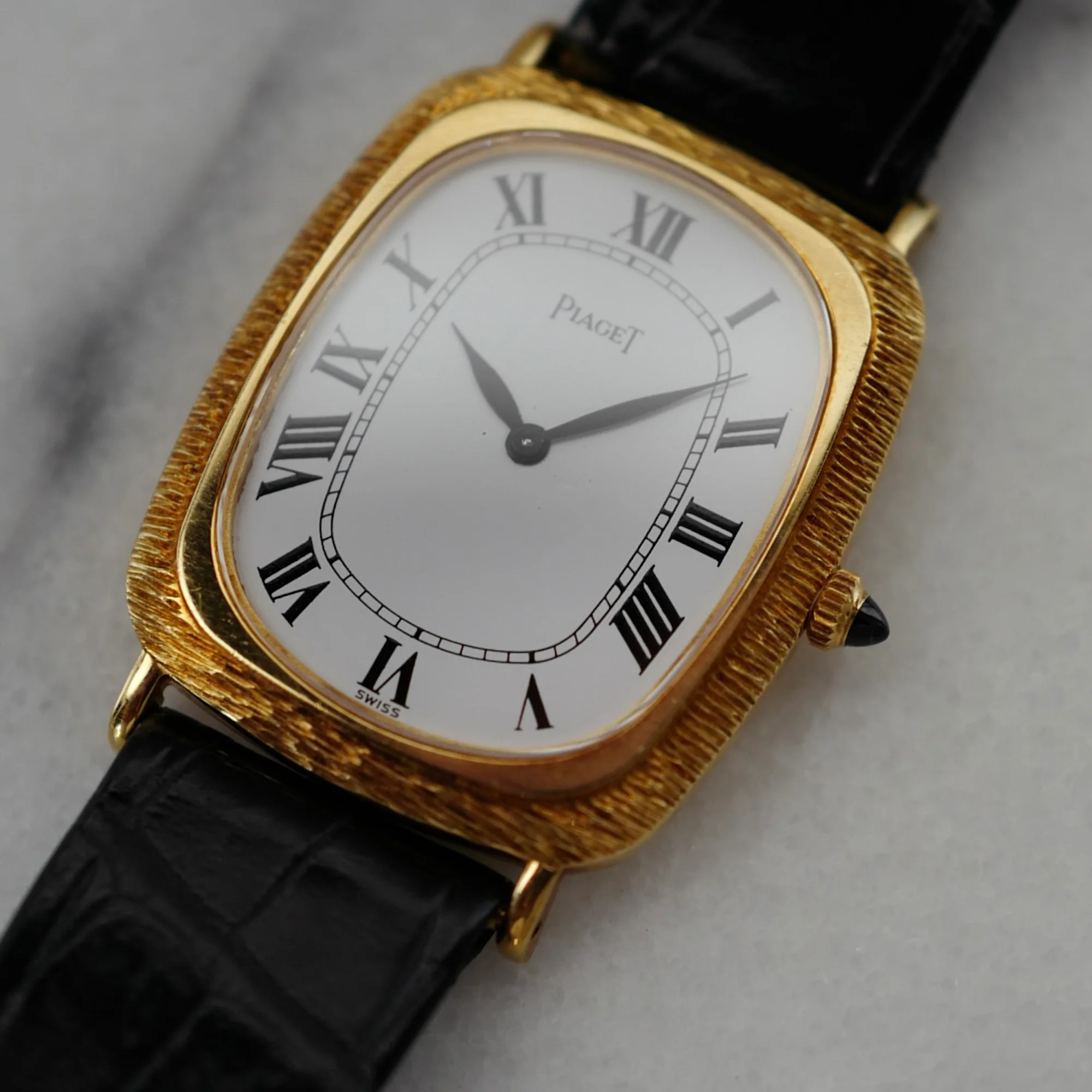 Piaget Yellow Gold Vintage Watch Ref. 9251 - Image 4