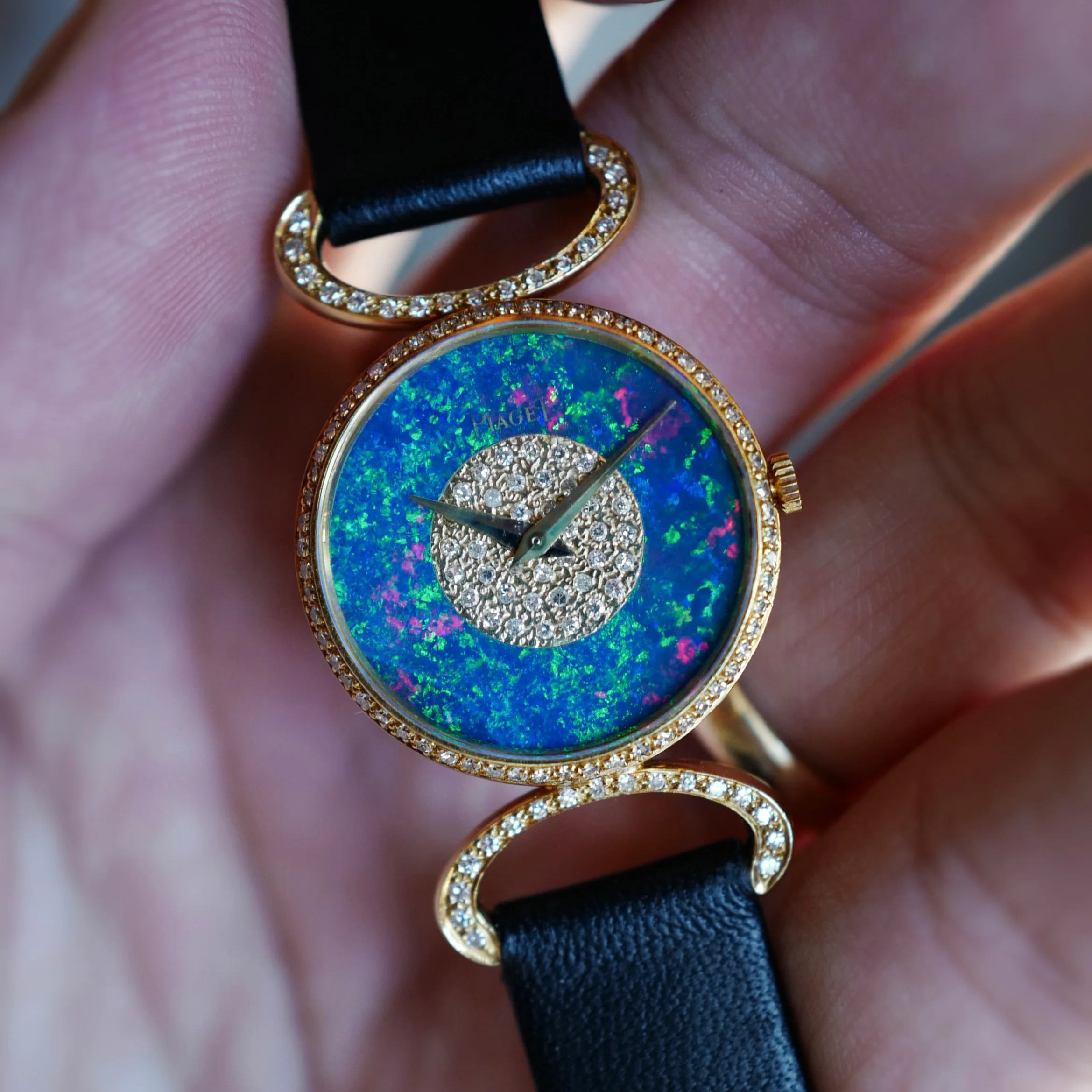 Piaget Yellow Gold with Diamonds and Opal Dial Ref. 9005 DB - Image 3