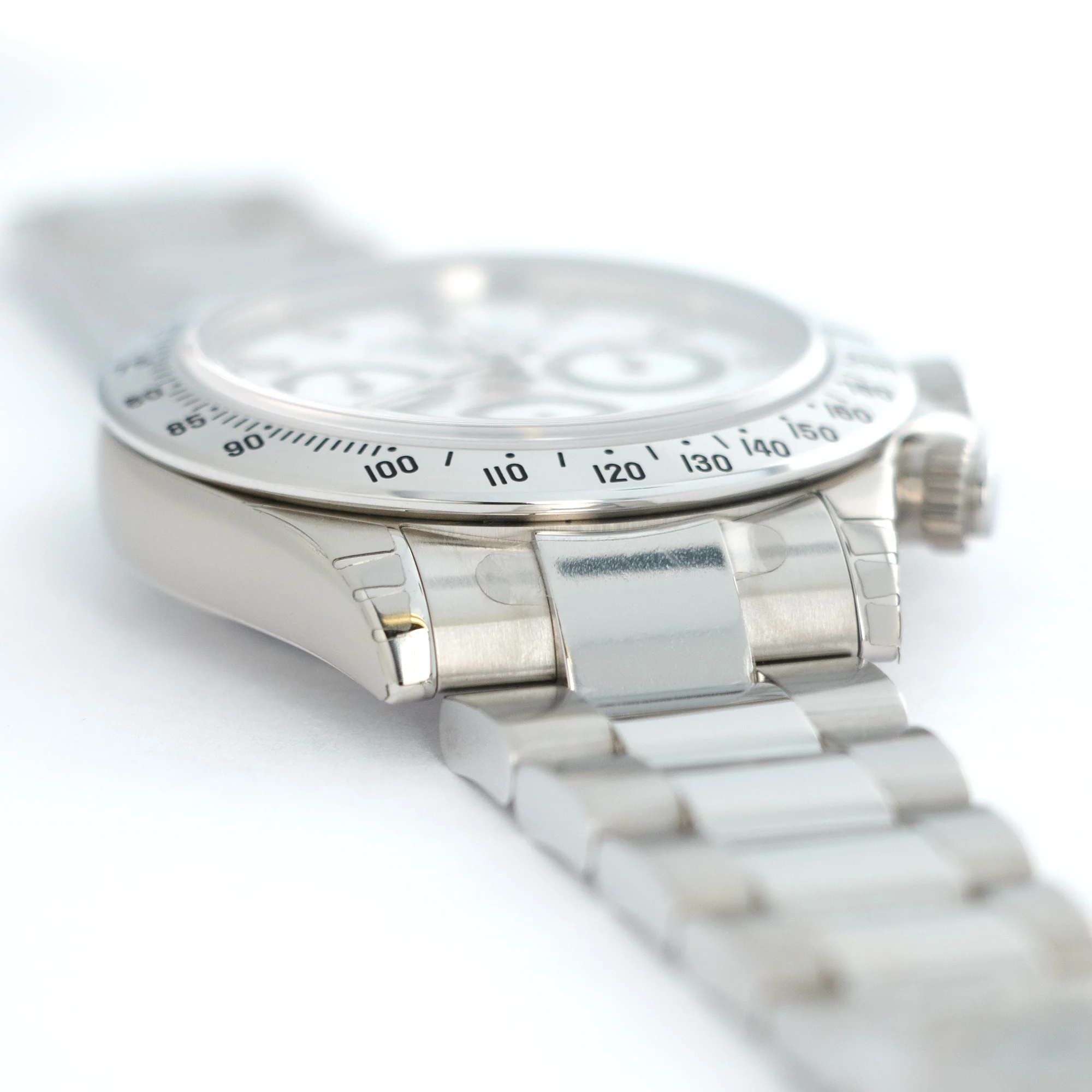 Rolex Cosmograph Daytona Watch Ref. 116520, with Original Box and Papers, Completely New Old Stock - Image 3