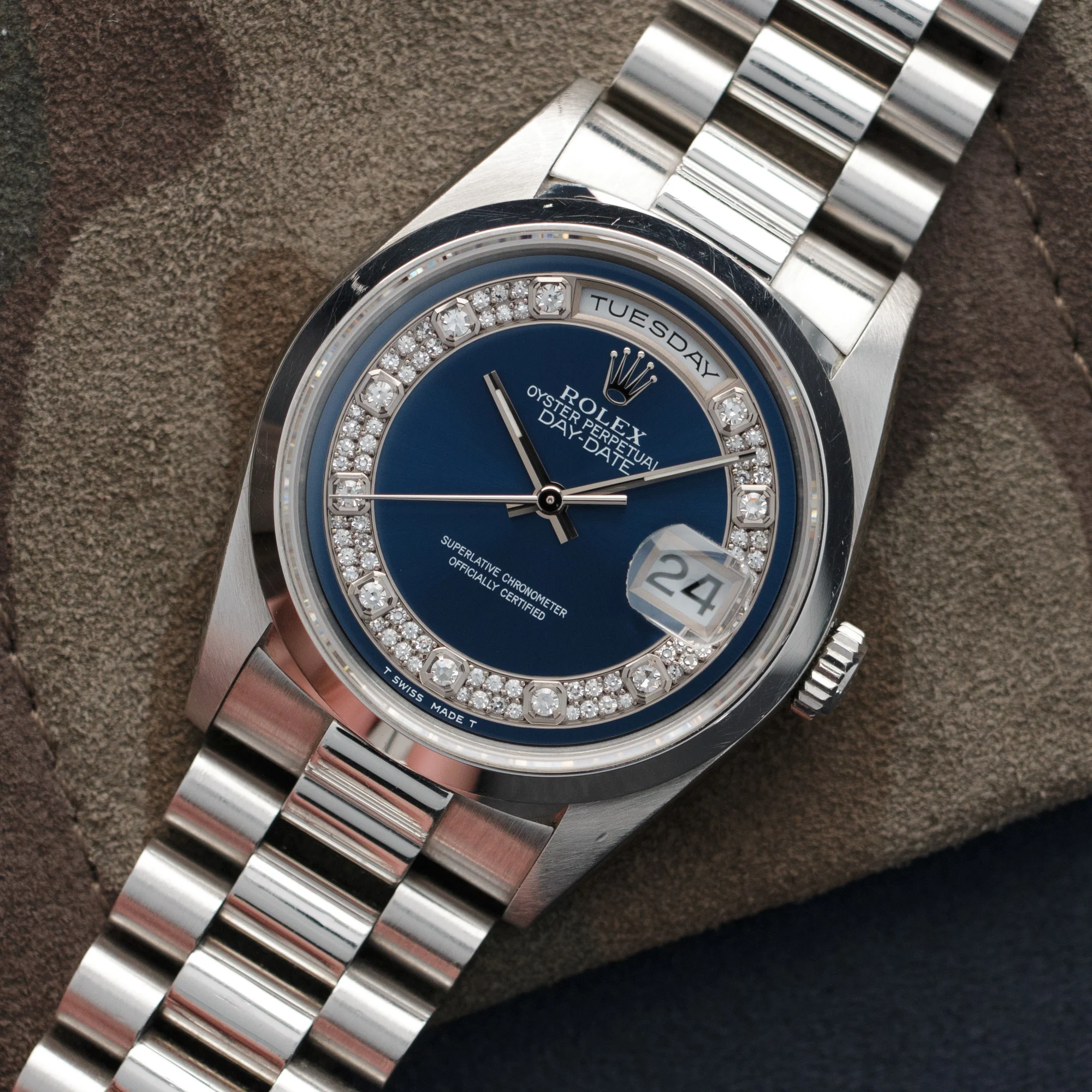 Rolex Platinum Day-Date Diamond Watch Ref. 18206 - Image 2