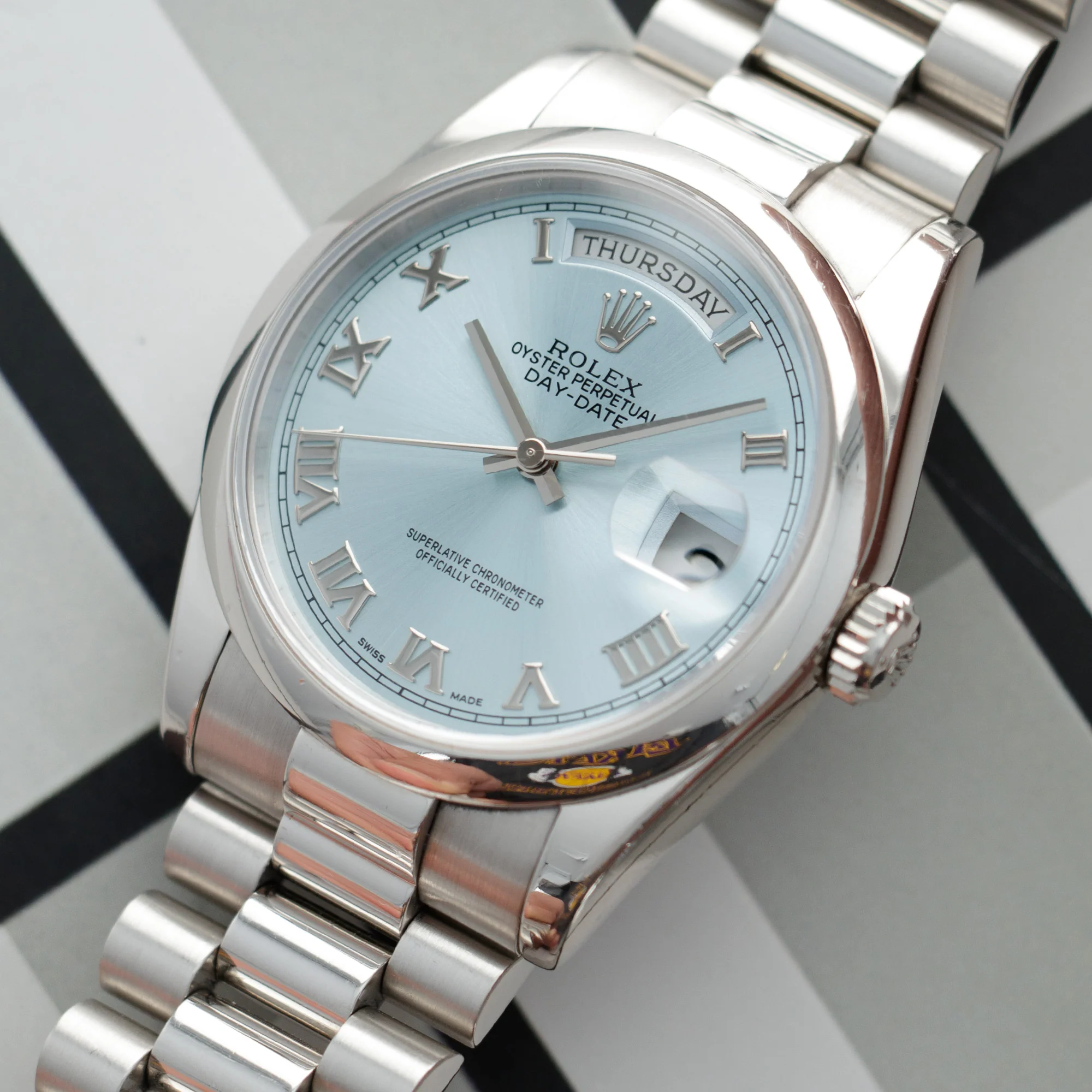 Rolex Platinum Day-Date Ref. 118206 - Image 2
