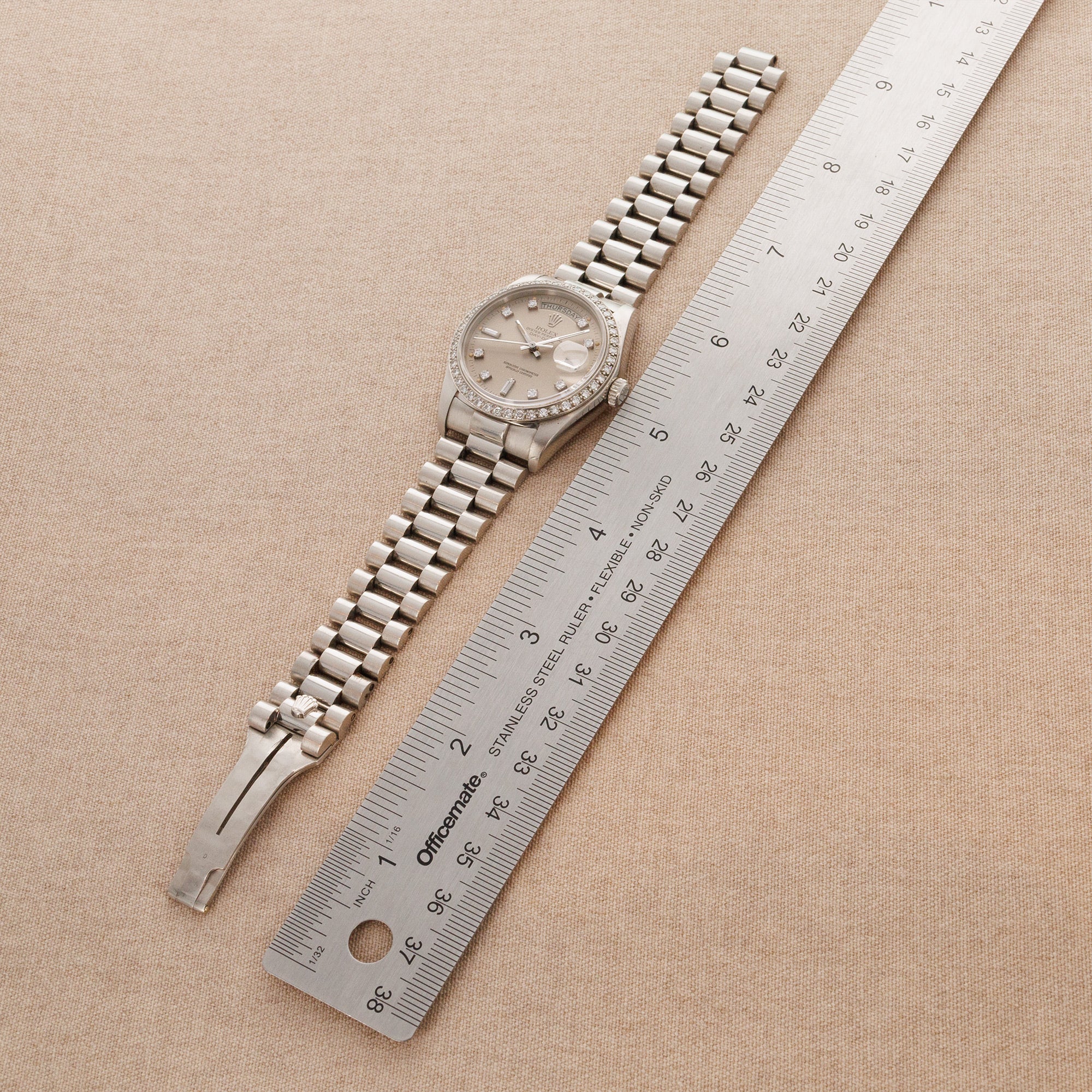 Rolex Platinum Day-Date Ref. 18046 - Image 5