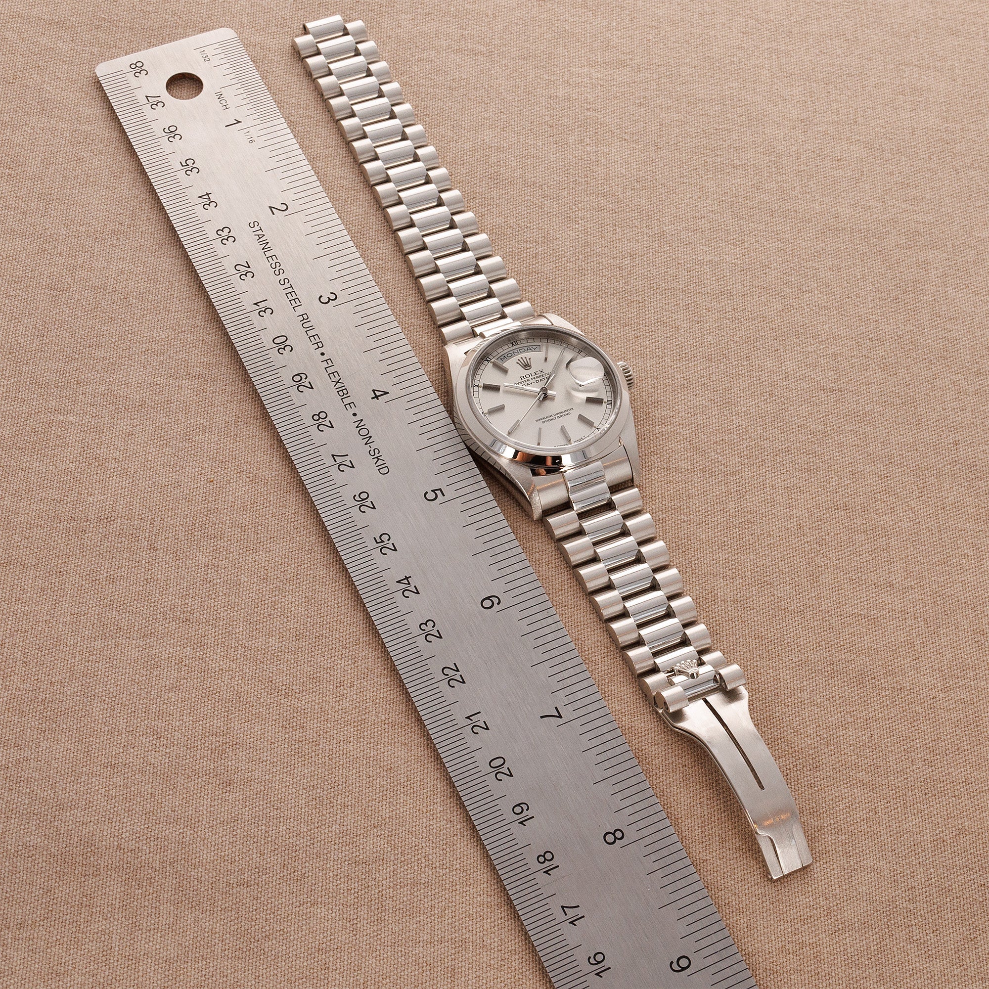 Rolex Platinum Day Date Ref. 18206 - Image 3