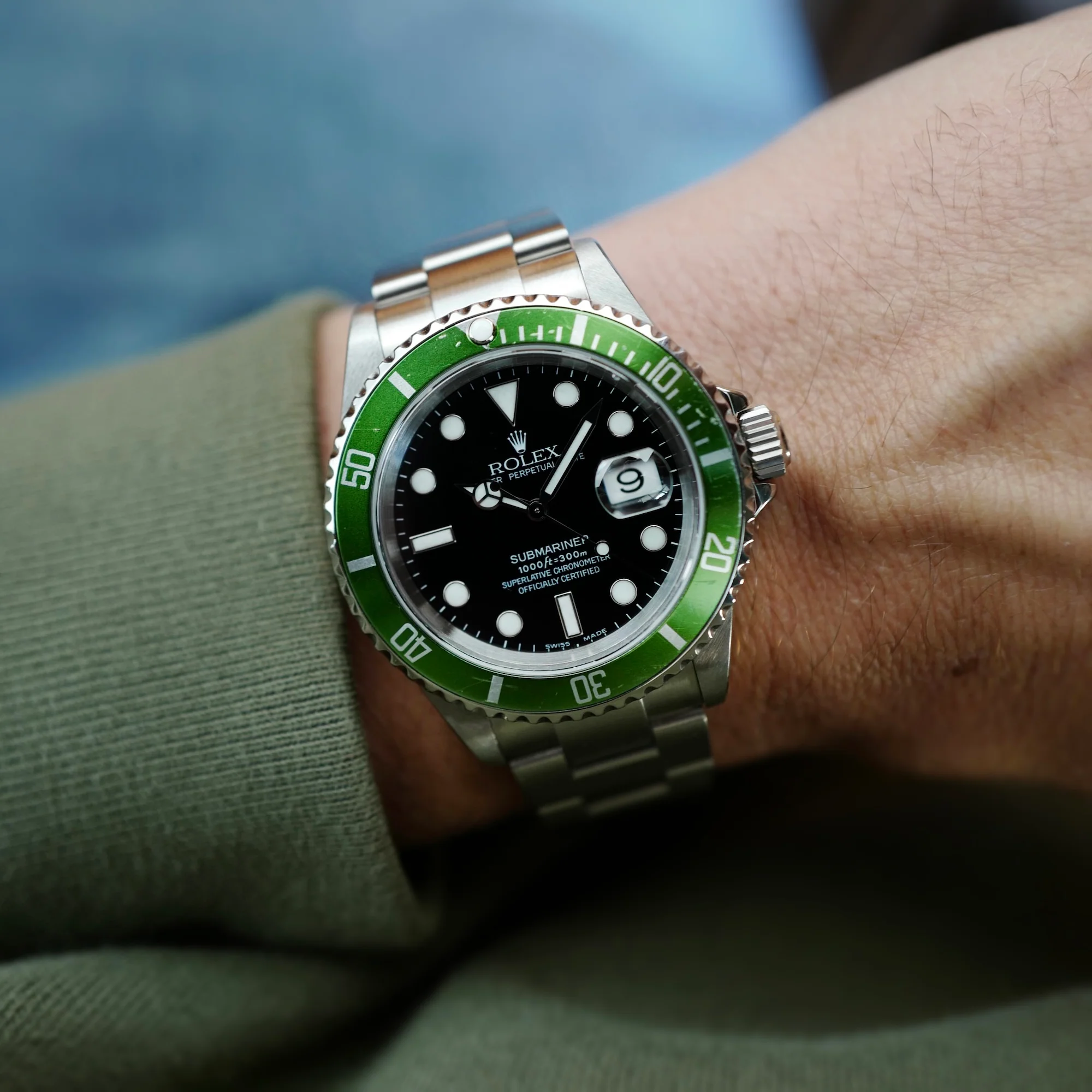 Rolex Steel Flat 4 Kermit Submariner Ref. 16610LV - Image 5