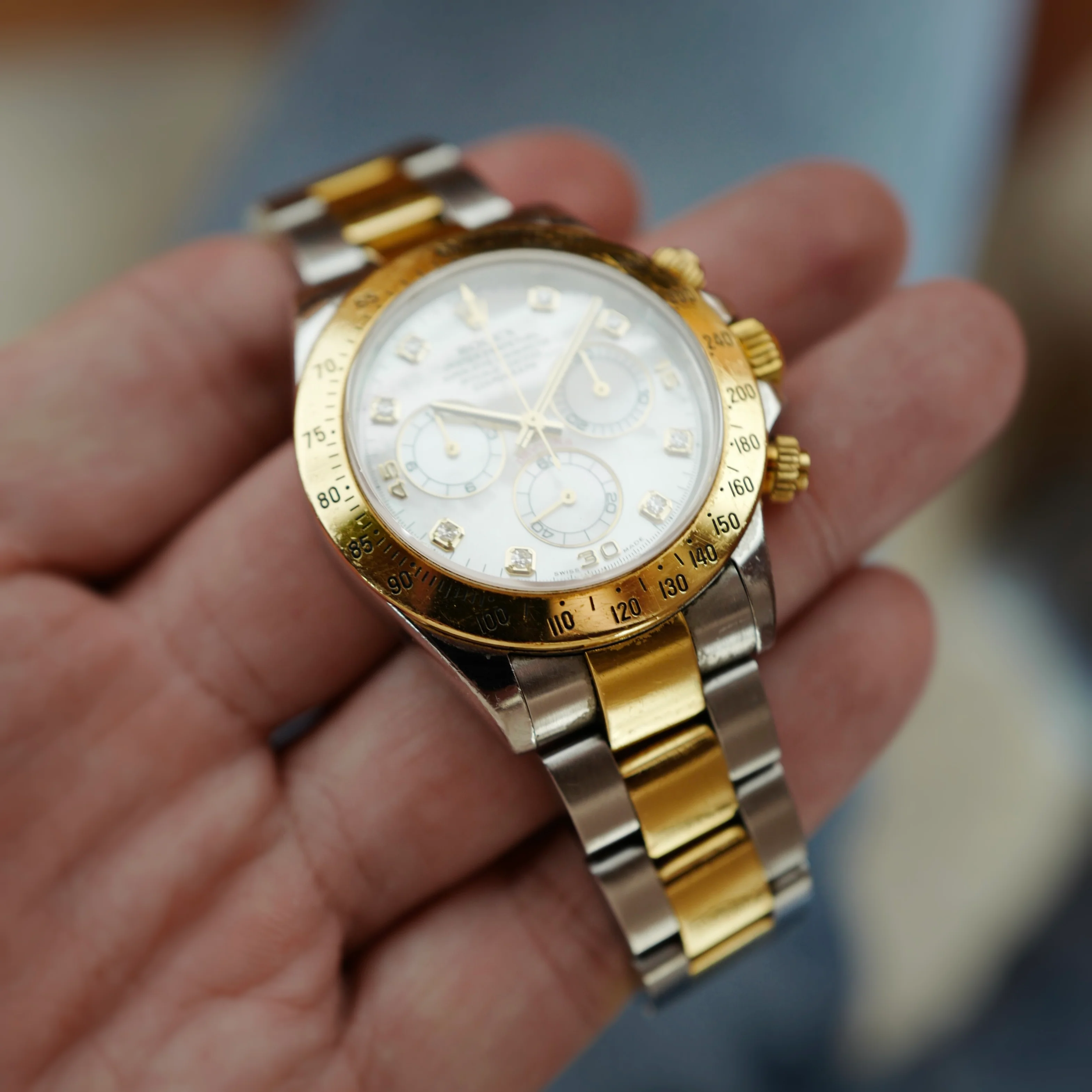 Rolex Two-Tone Daytona Ref. 116523 with Mother of Pearl Dial with Papers (New Arrival) - Image 8