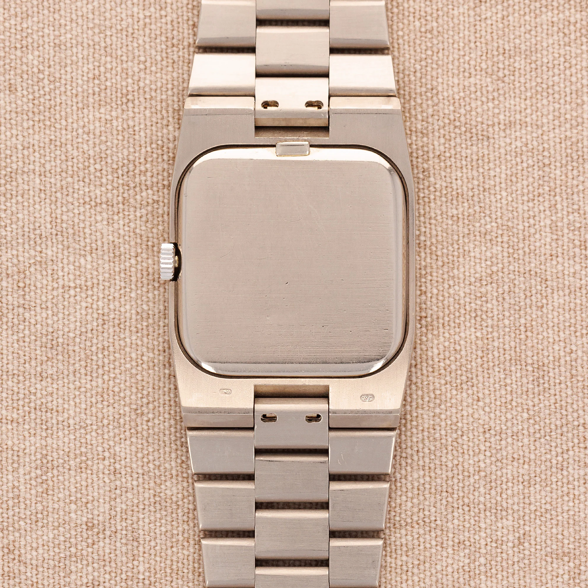 Rolex White Gold Cellini Ref. 4350 with Red Dial - Image 3