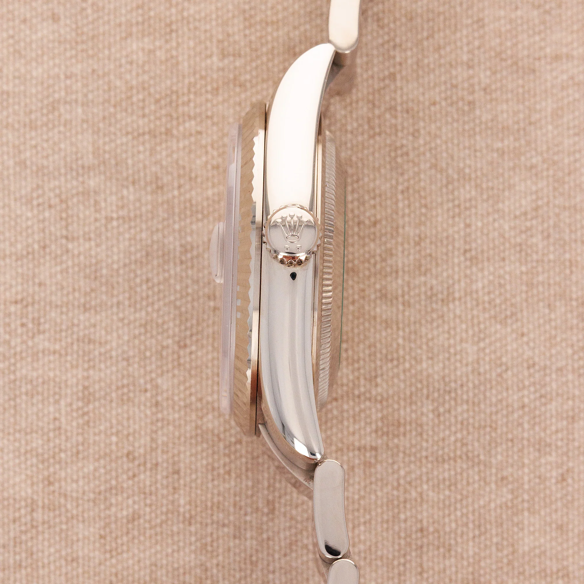 Rolex White Gold Day Date Ref. 118239 in Like New Condition - Image 4