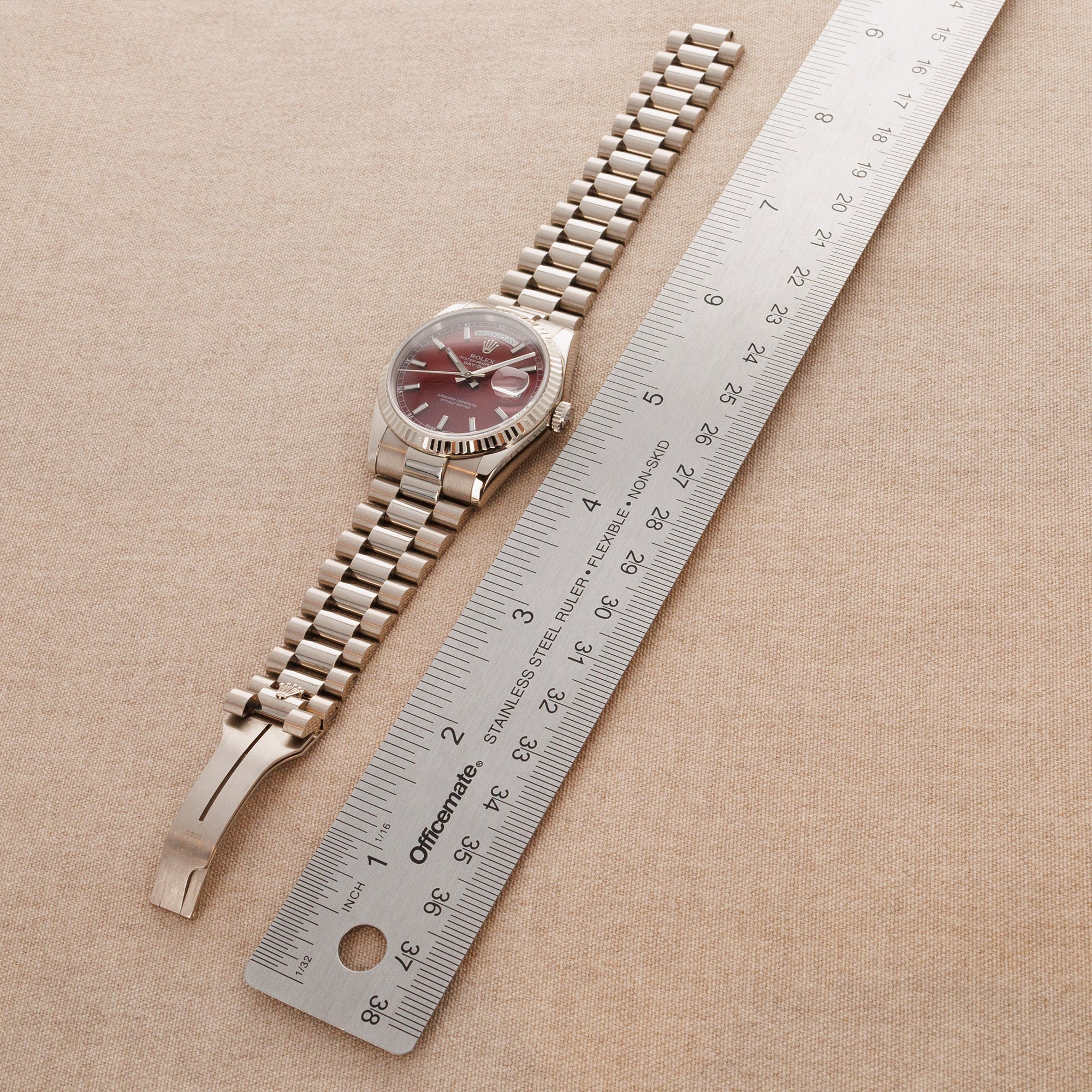 Rolex White Gold Day Date Ref. 118239 with Cherry Dial - Image 5