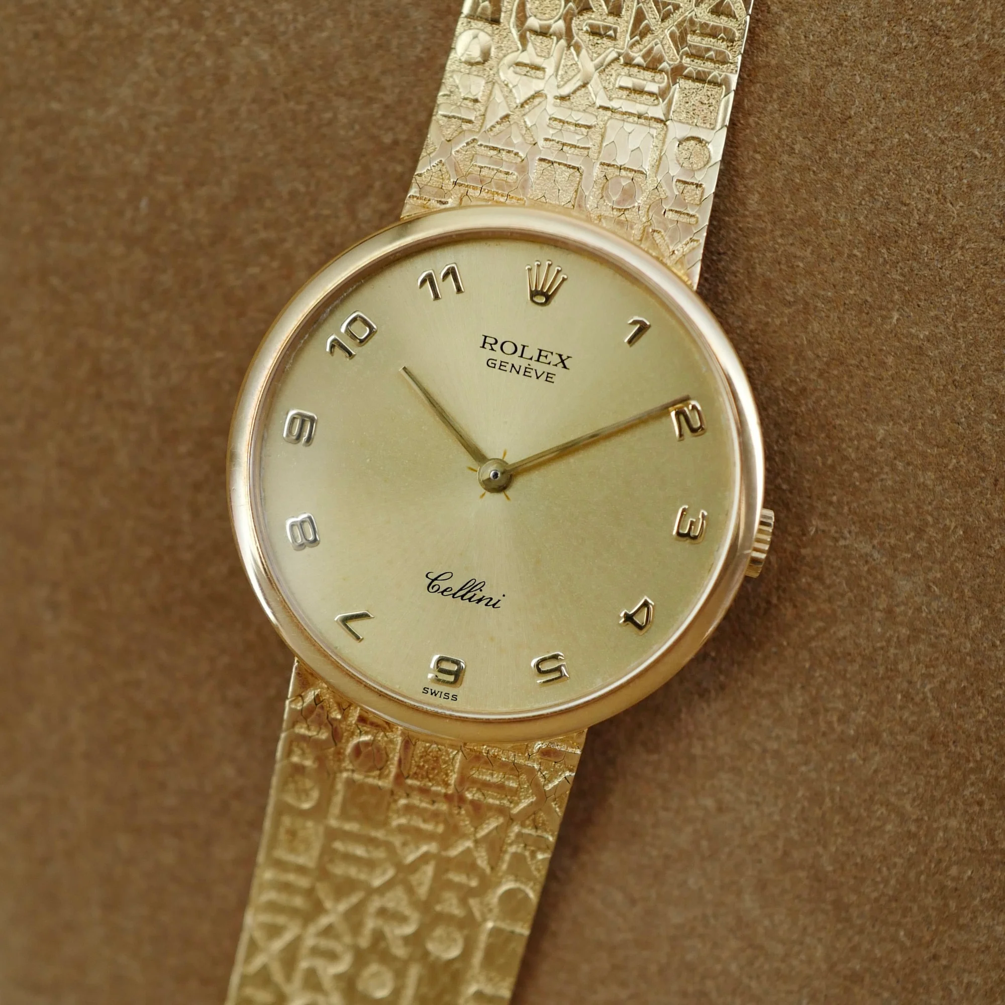 Rolex Yellow Gold Cellini Watch Ref. 4934/8 with Logo Bracelet - Image 3