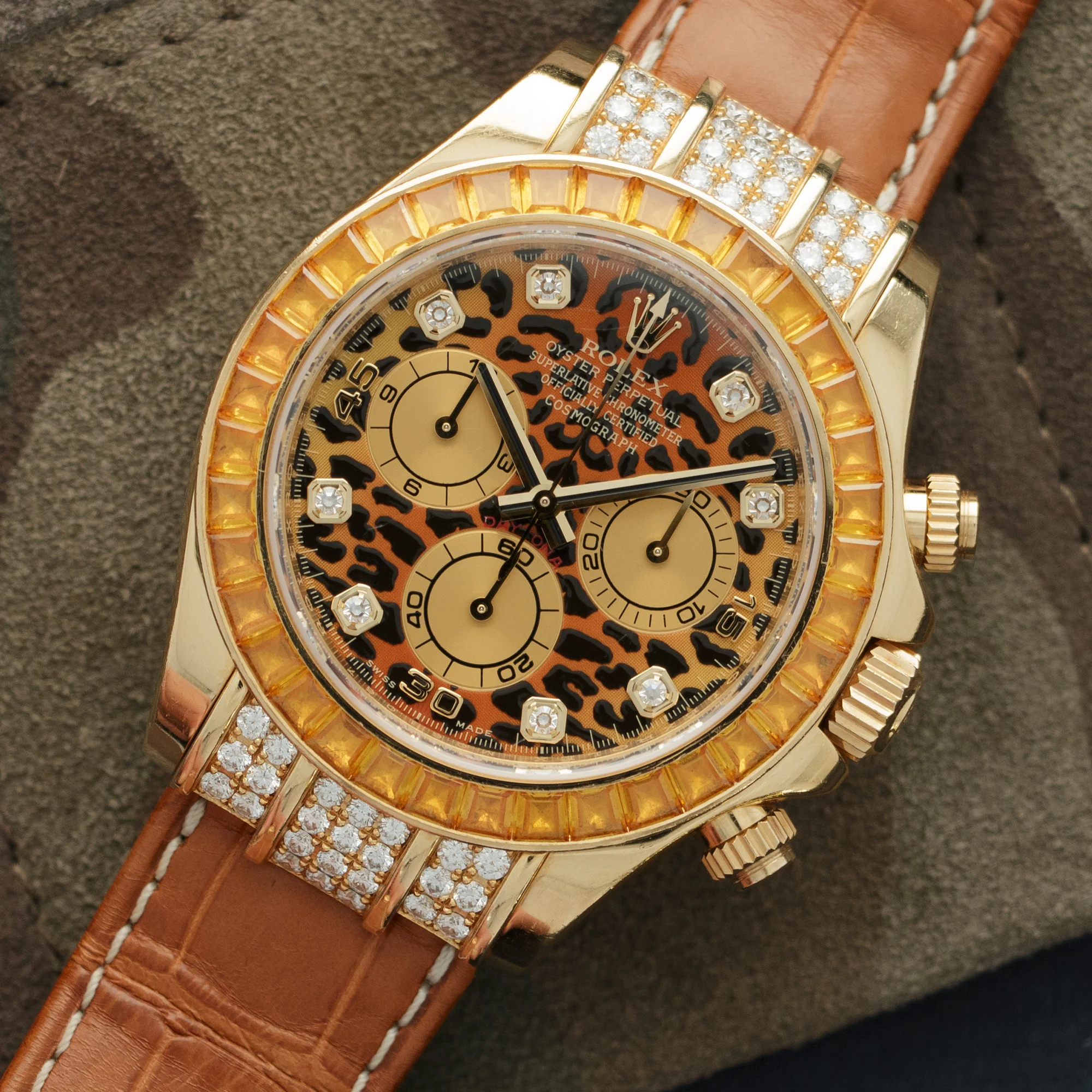 Rolex Yellow Gold Cosmograph Daytona Leopard Watch Ref. 116598 - Image 2