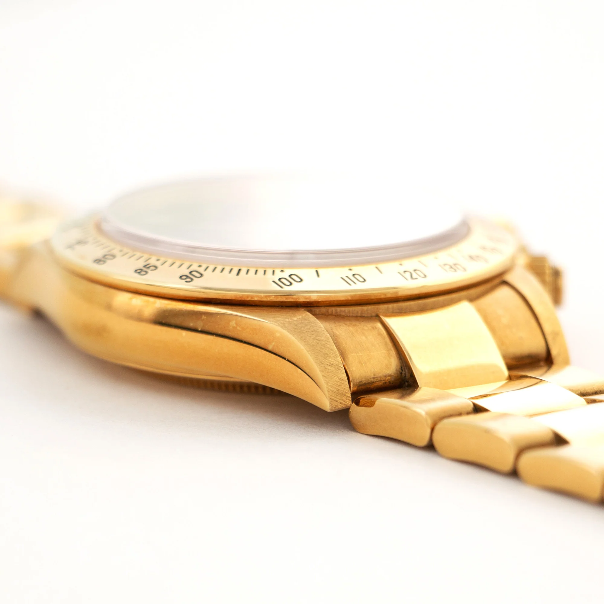 Rolex Yellow Gold Cosmograph Daytona Watch Ref. 16528 with Original Box and Papers - Image 3