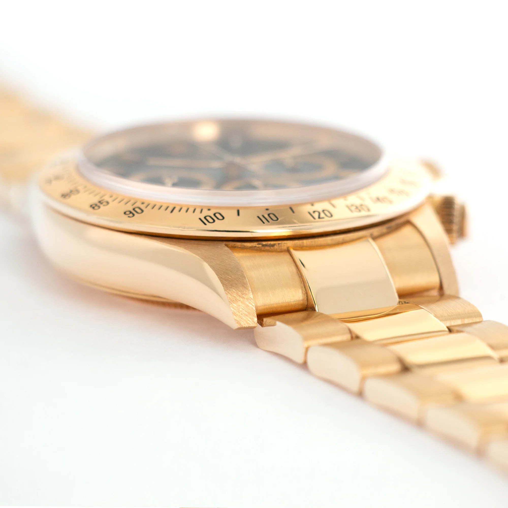 Rolex Yellow Gold Cosmograph Daytona Watch Ref. 16528 - Image 3