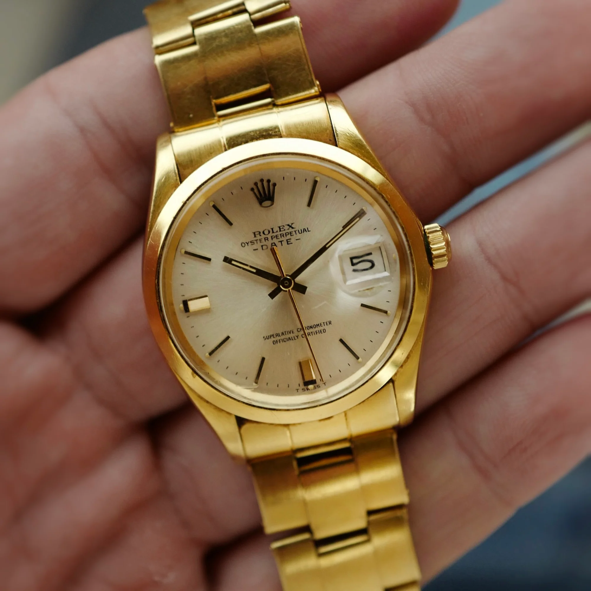 Rolex Yellow Gold Date Ref. 1500 - Image 4