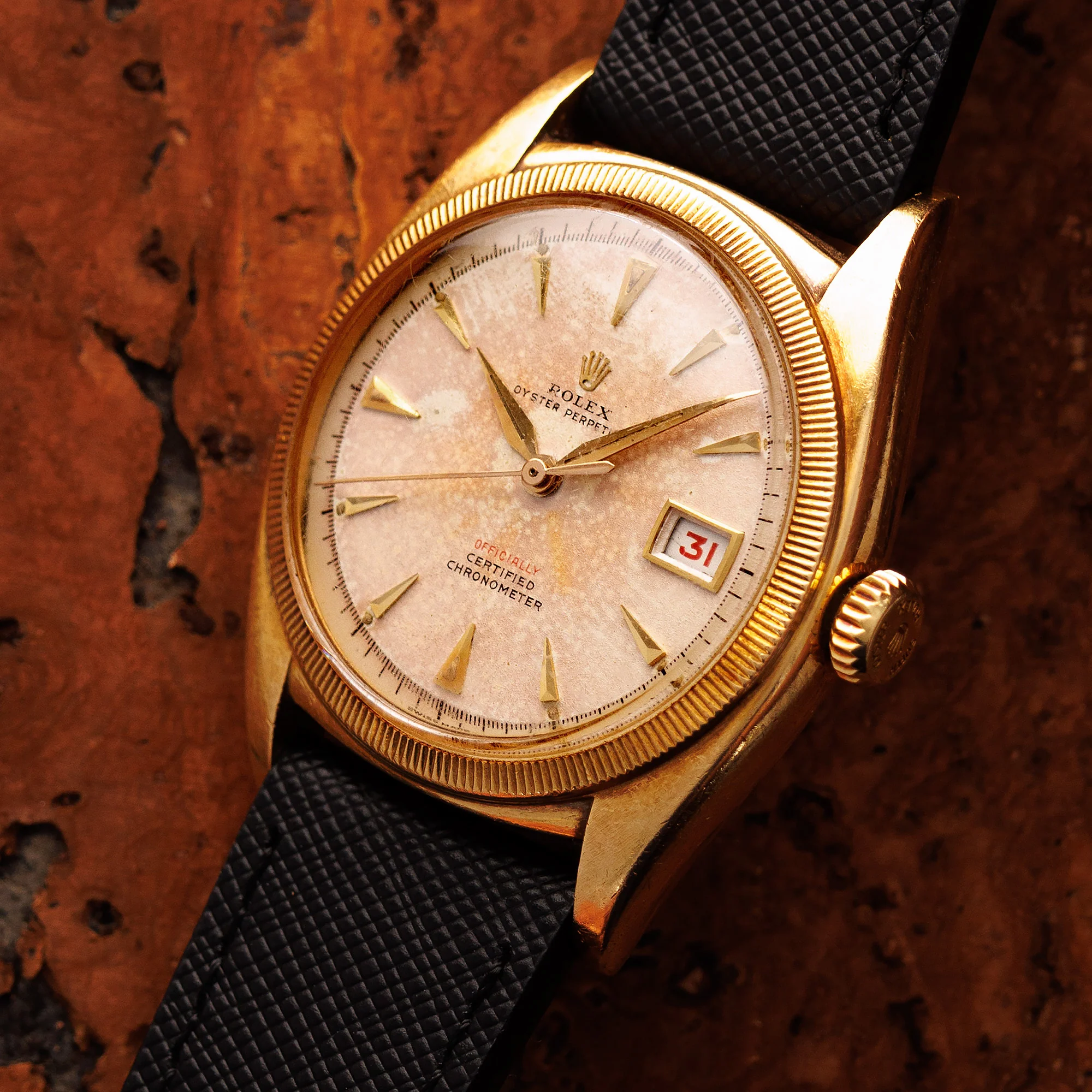 Rolex Yellow Gold Bubbleback Datejust Ref. 6105 - Image 2