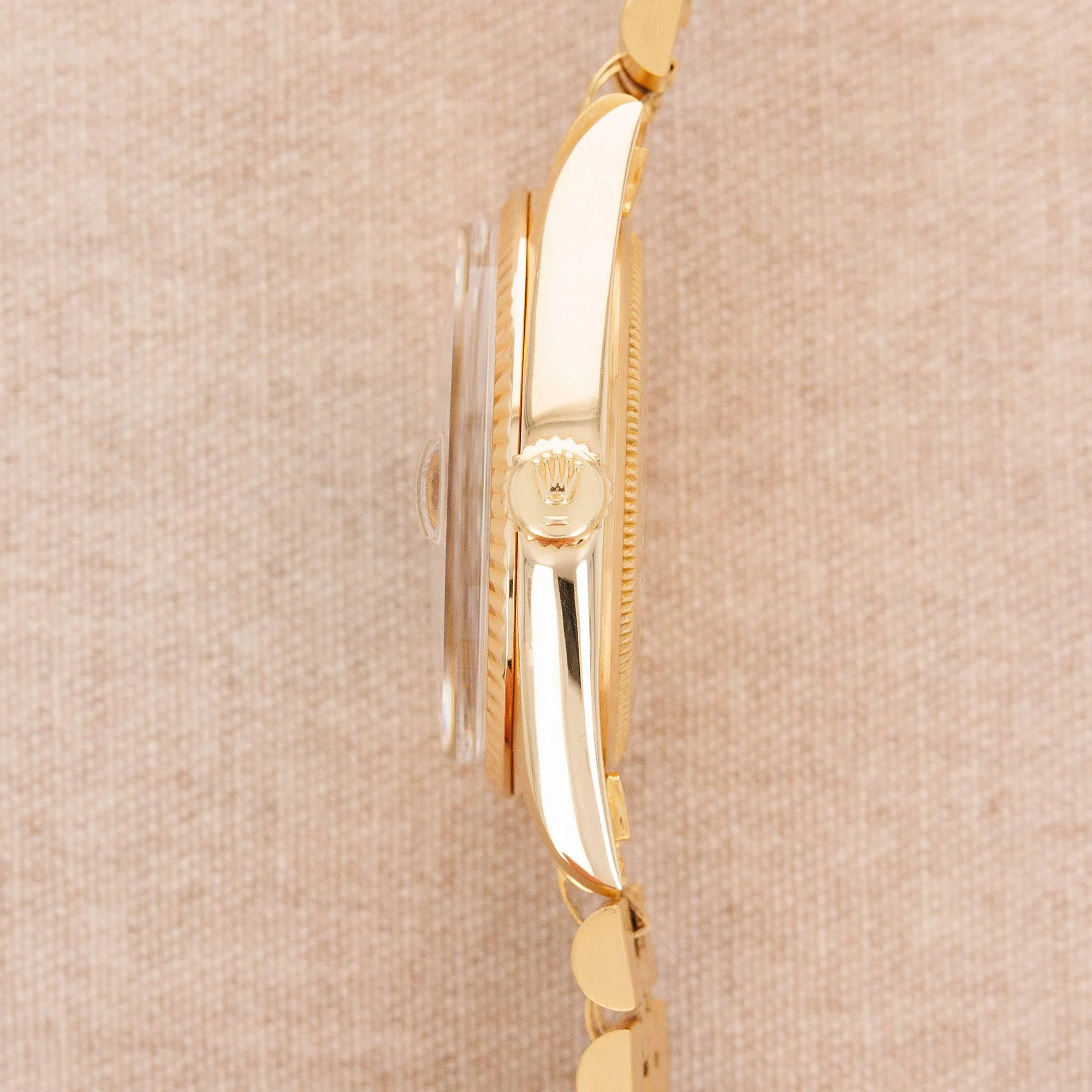 Rolex Yellow Gold Datejust Malachite Dial Ref. 1601 - Image 4