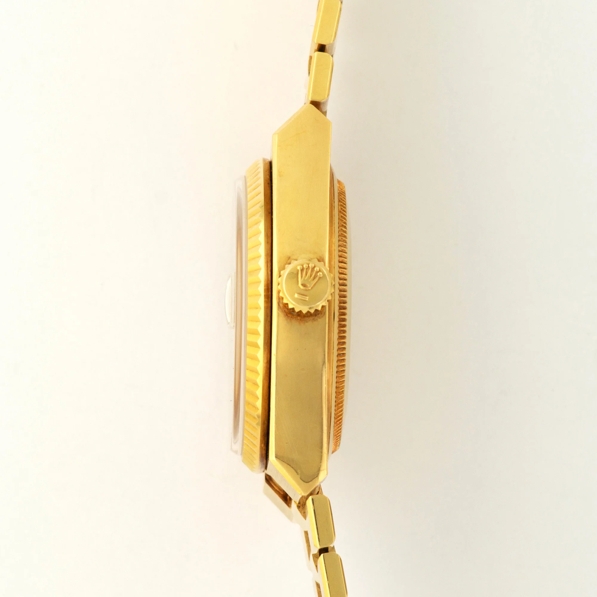 Rolex Yellow Gold Day-Date OysterQuartz Watch Ref. 19018 - Image 4