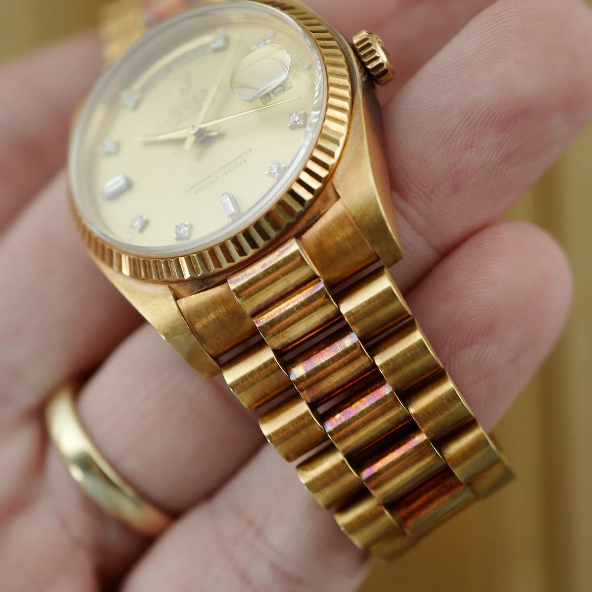 Rolex Yellow Gold Day-Date Ref. 18038 in Outstanding Condition with Original Warranty - Image 4
