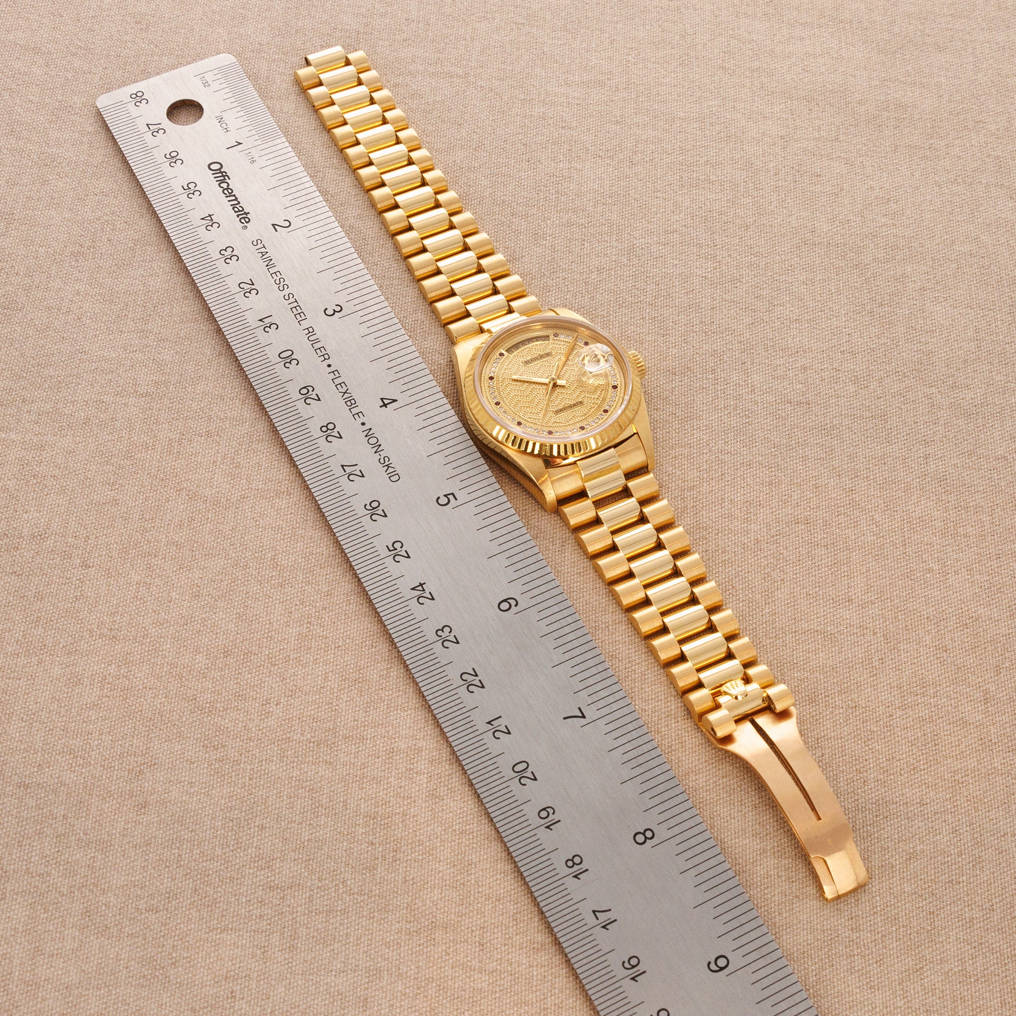 Rolex Yellow Gold Day-Date Ref. 18038 with Missoni Ruby Dial - Image 4