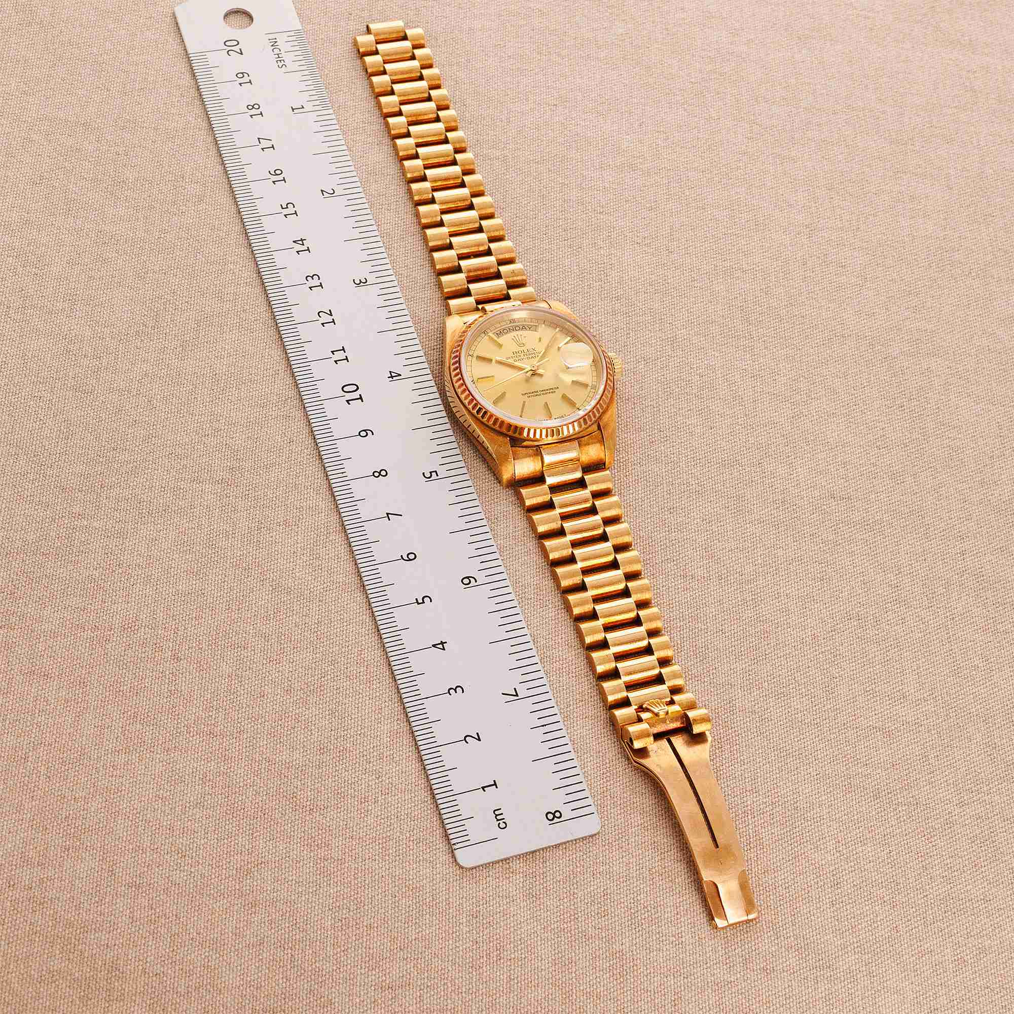 Rolex Yellow Gold Day-Date Ref. 18038 with Warm Patina - Image 8