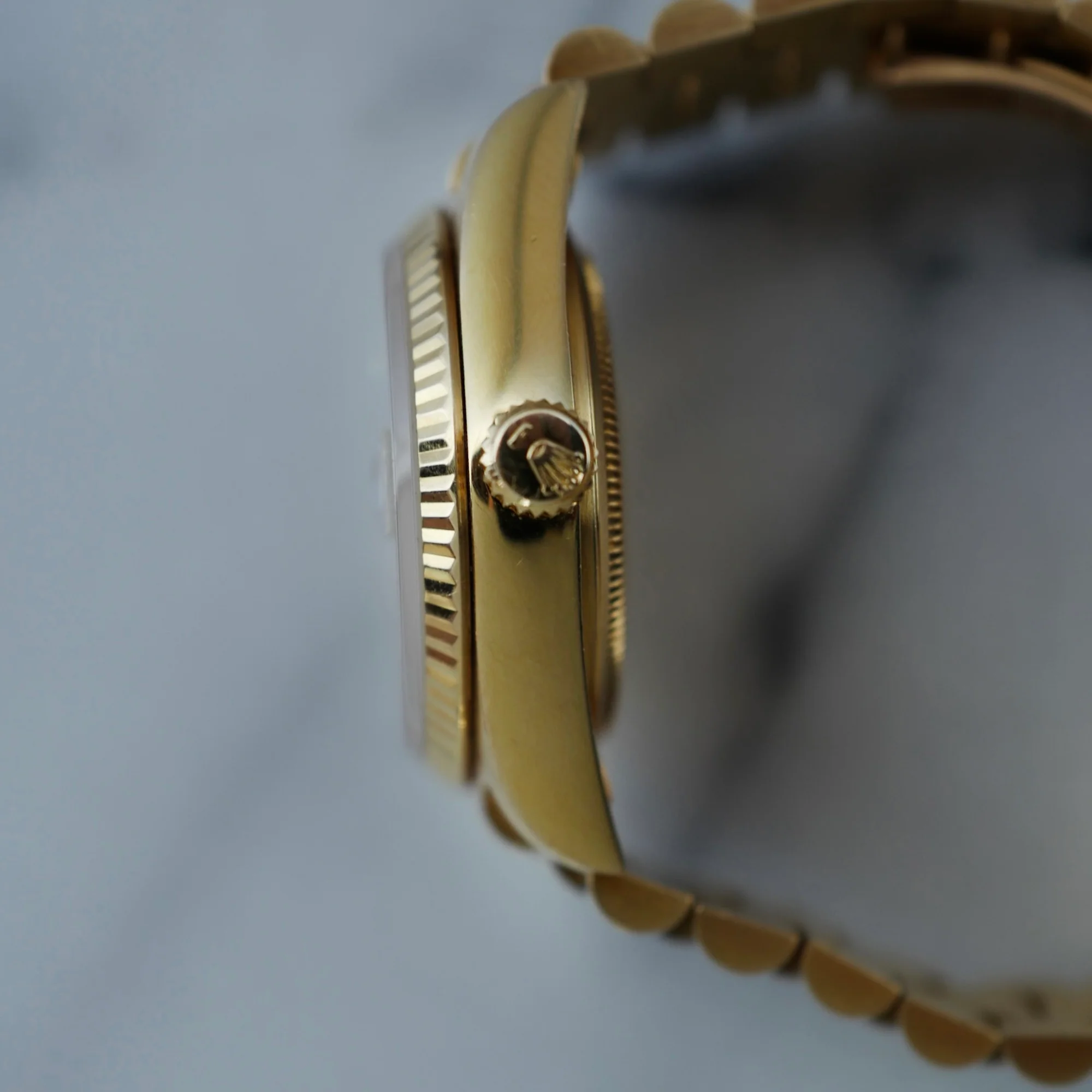 Rolex Yellow Gold Day Date Ref. 18038 with White Pyramid Roman Dial - Image 7