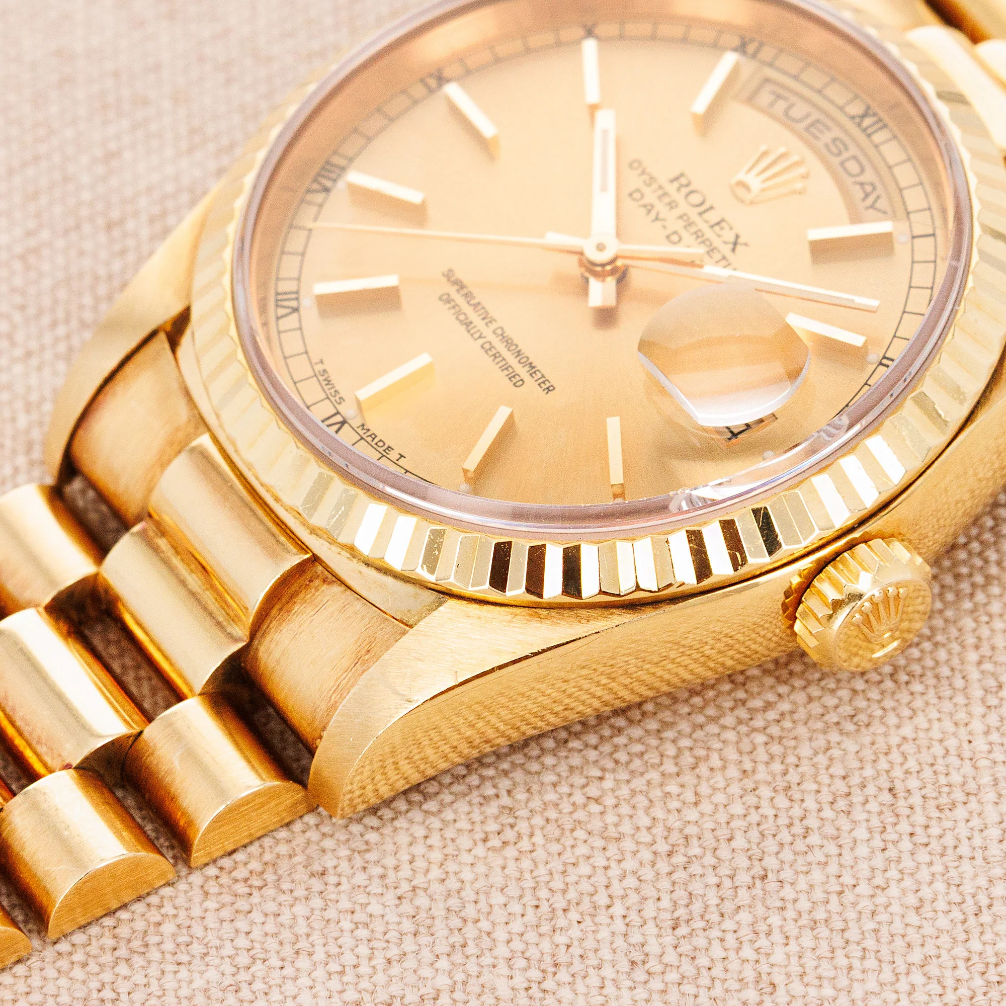 Rolex Yellow Gold Day-Date Ref. 18238 in Original Condition - Image 6
