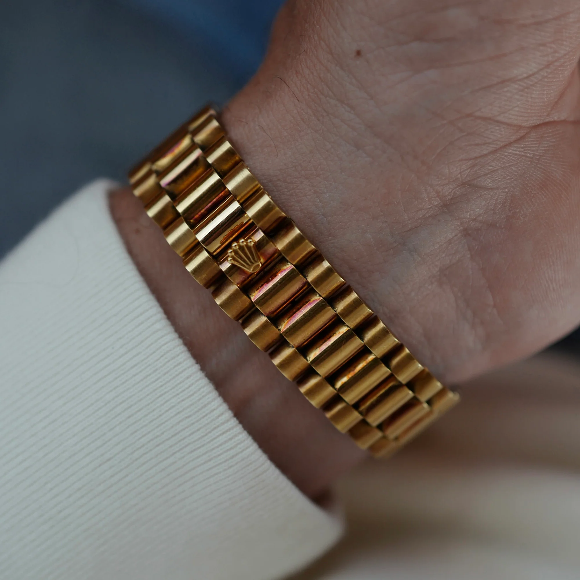 Rolex Yellow Gold Day-Date Ref. 18238 in Top Condition with Paper (New Arrival) - Image 5