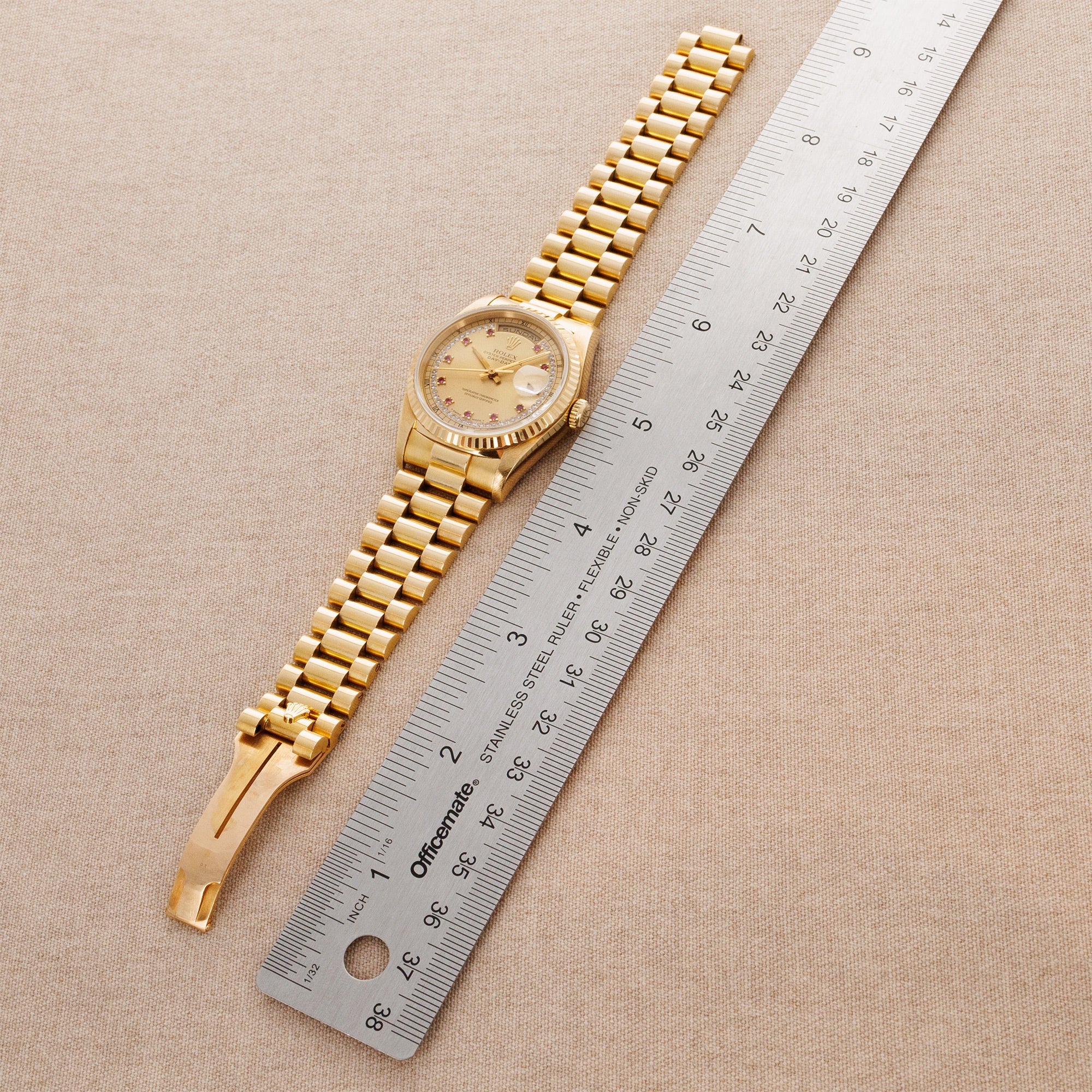 Rolex Yellow Gold Day Date Ref. 18238 with Ruby String Dial - Image 5