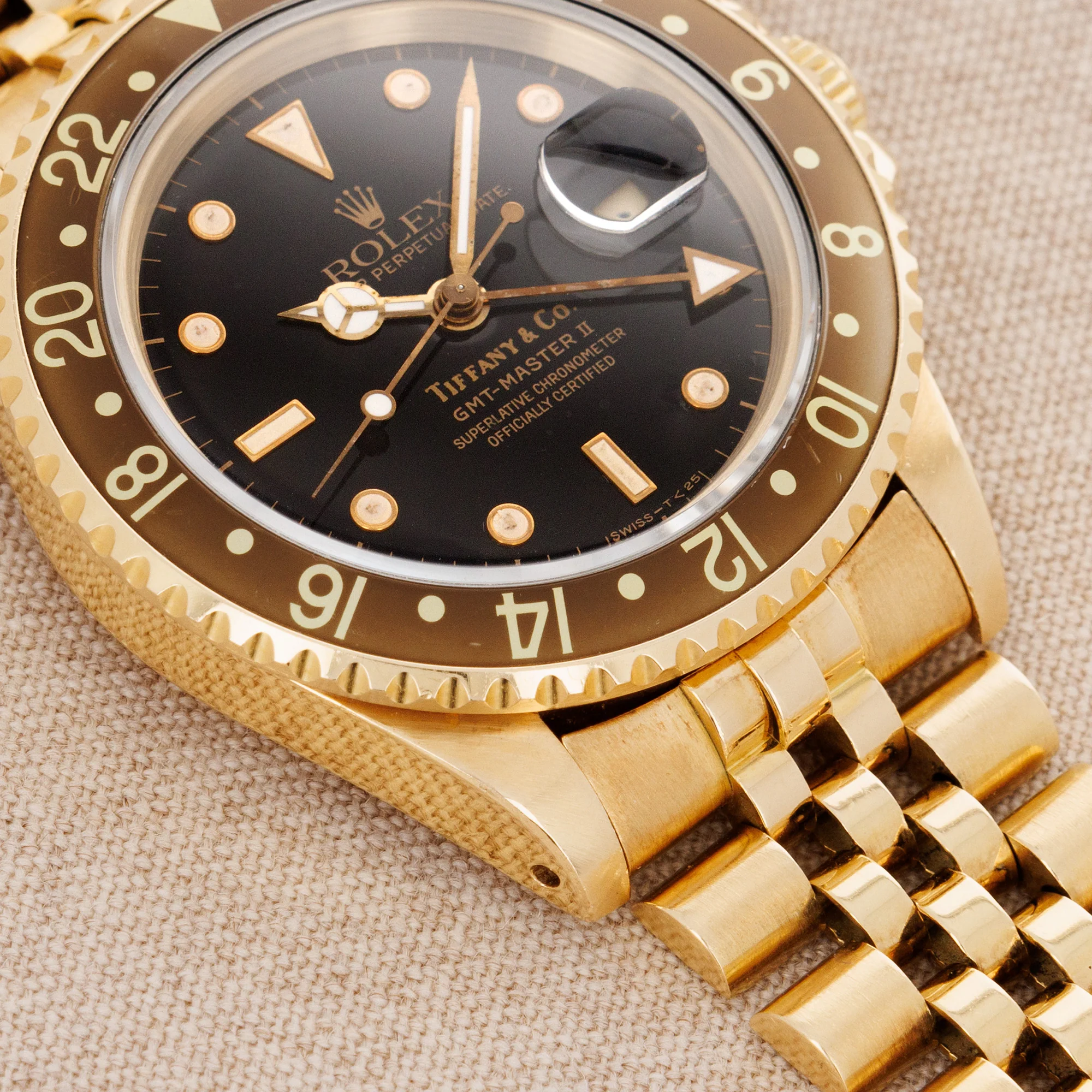 Rolex Yellow Gold GMT-Master II Ref. 16718 retailed by Tiffany & Co. - Image 4
