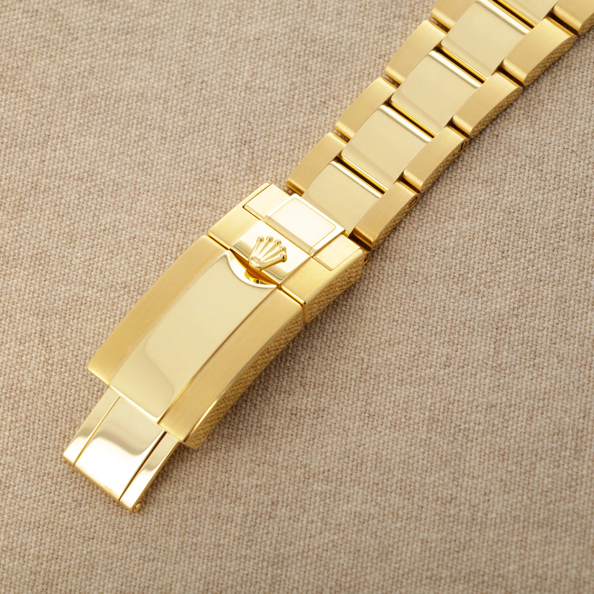 Rolex Yellow Gold GMT-Master SARU Watch Ref. 116748 with Original Box and Warranty - Image 9